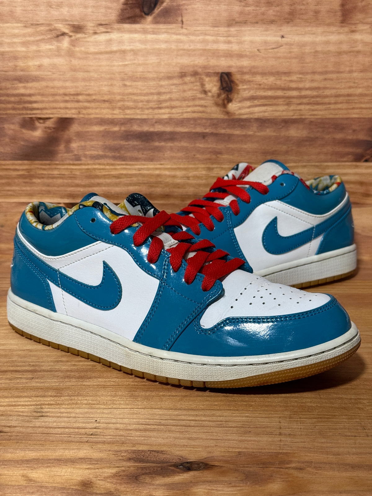 Jordan 1 Low SE Barcelona Cyber Teal