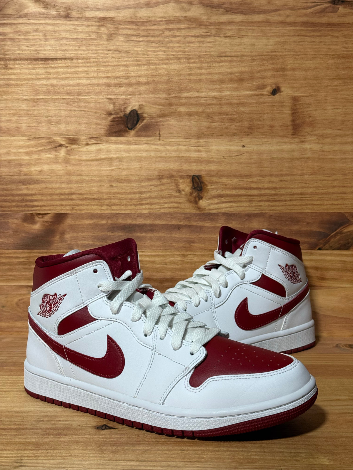 Jordan 1 Mid Reverse Chicago (Women's)