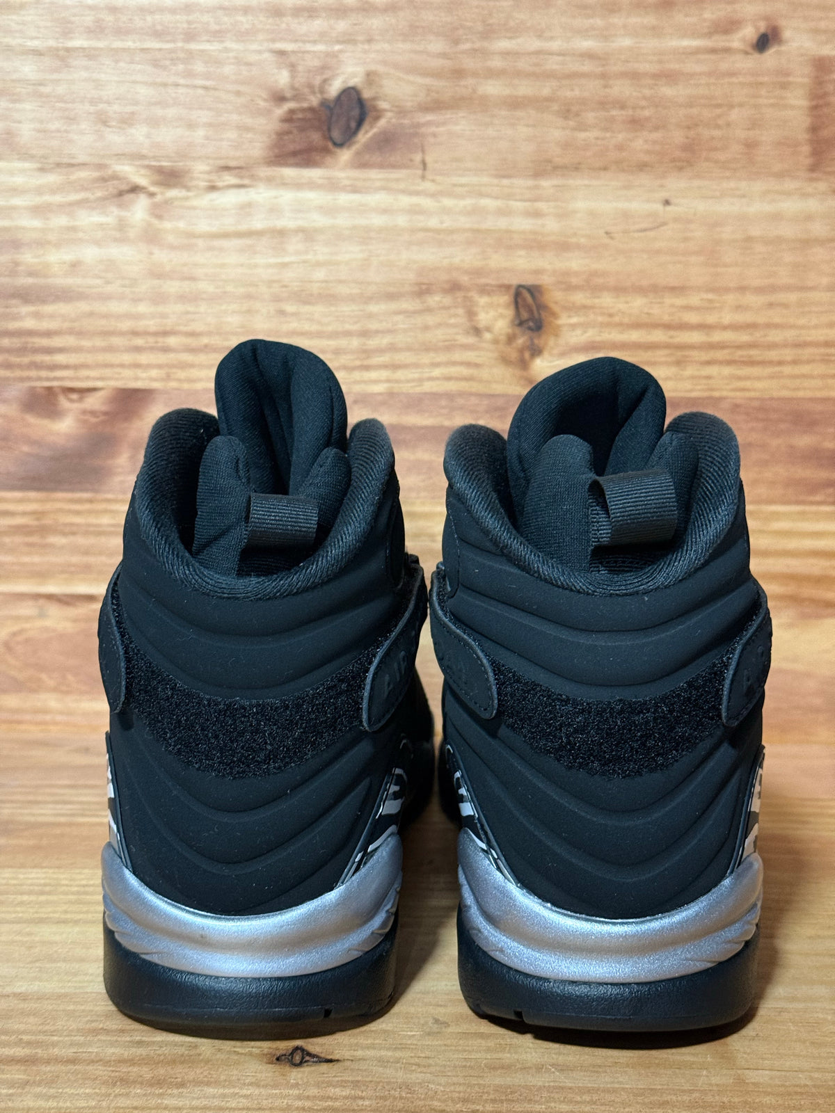 Jordan 8 Retro Chrome (2026)