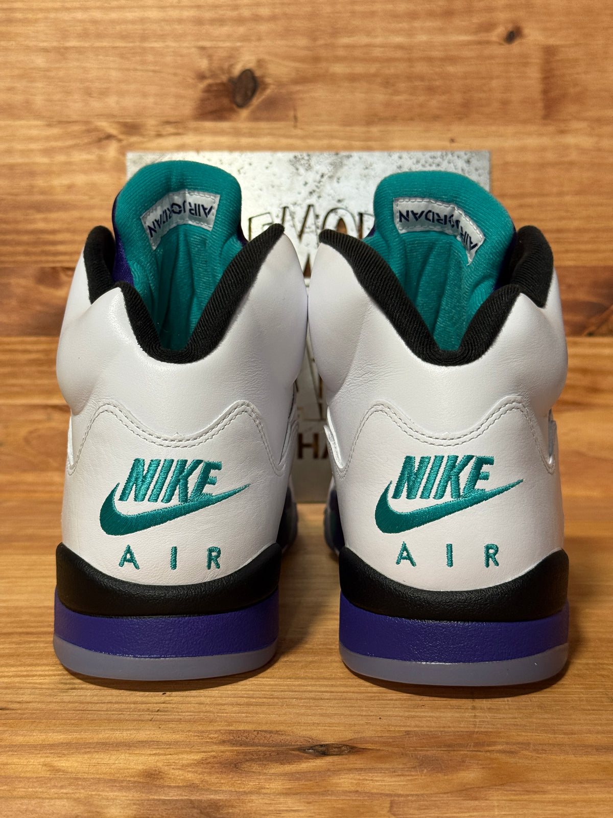 Jordan 5 Retro Grape (2025)