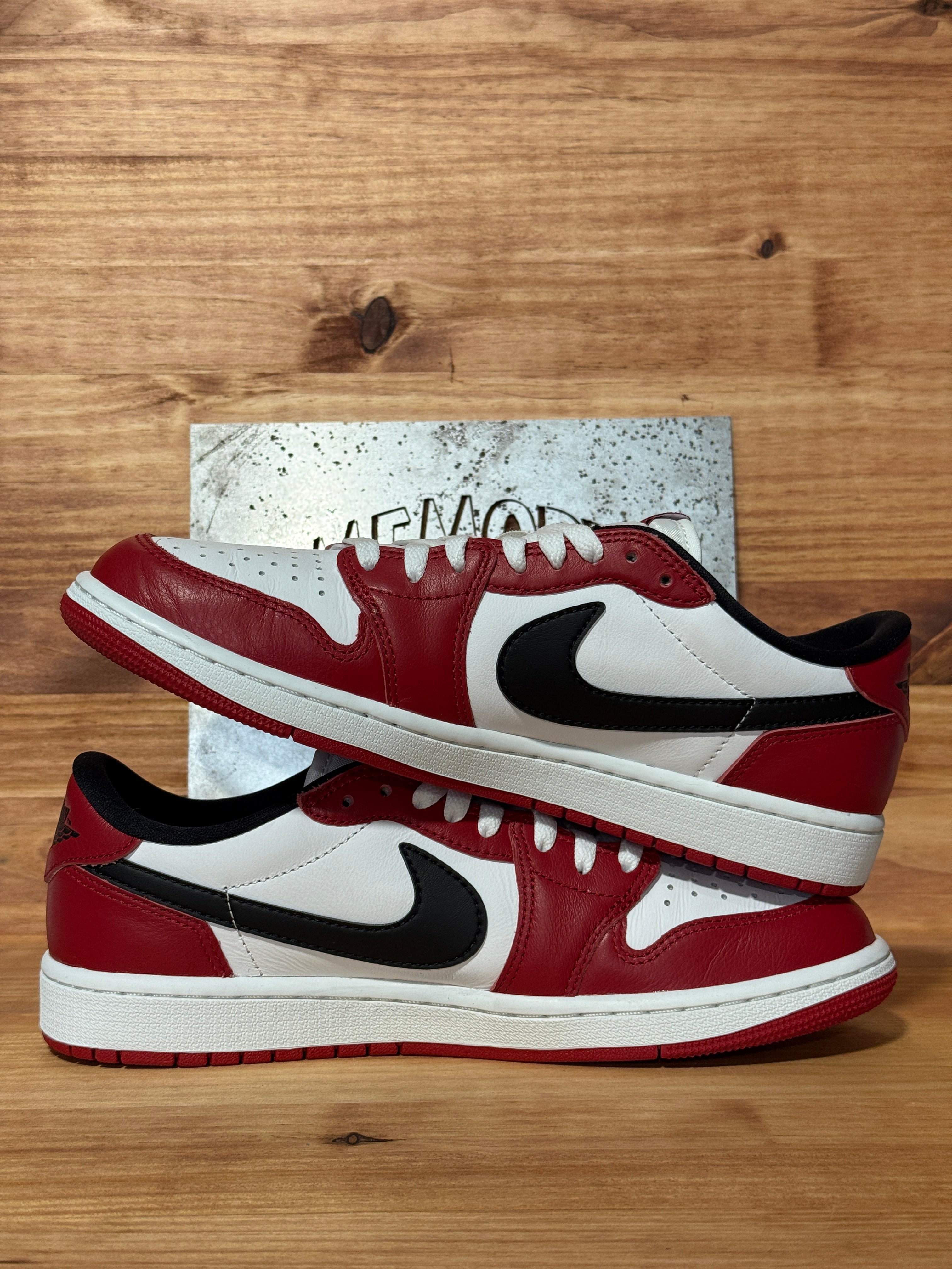 Jordan 1 Retro Low OG Chicago (2025)