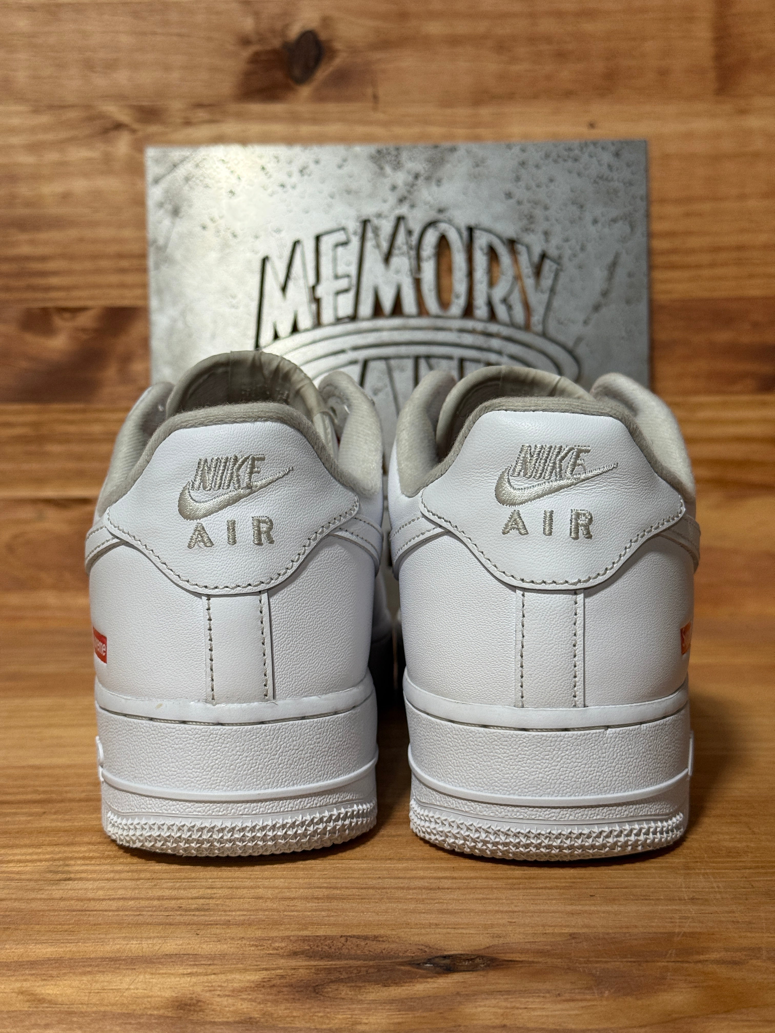Nike Air Force 1 Low Supreme White