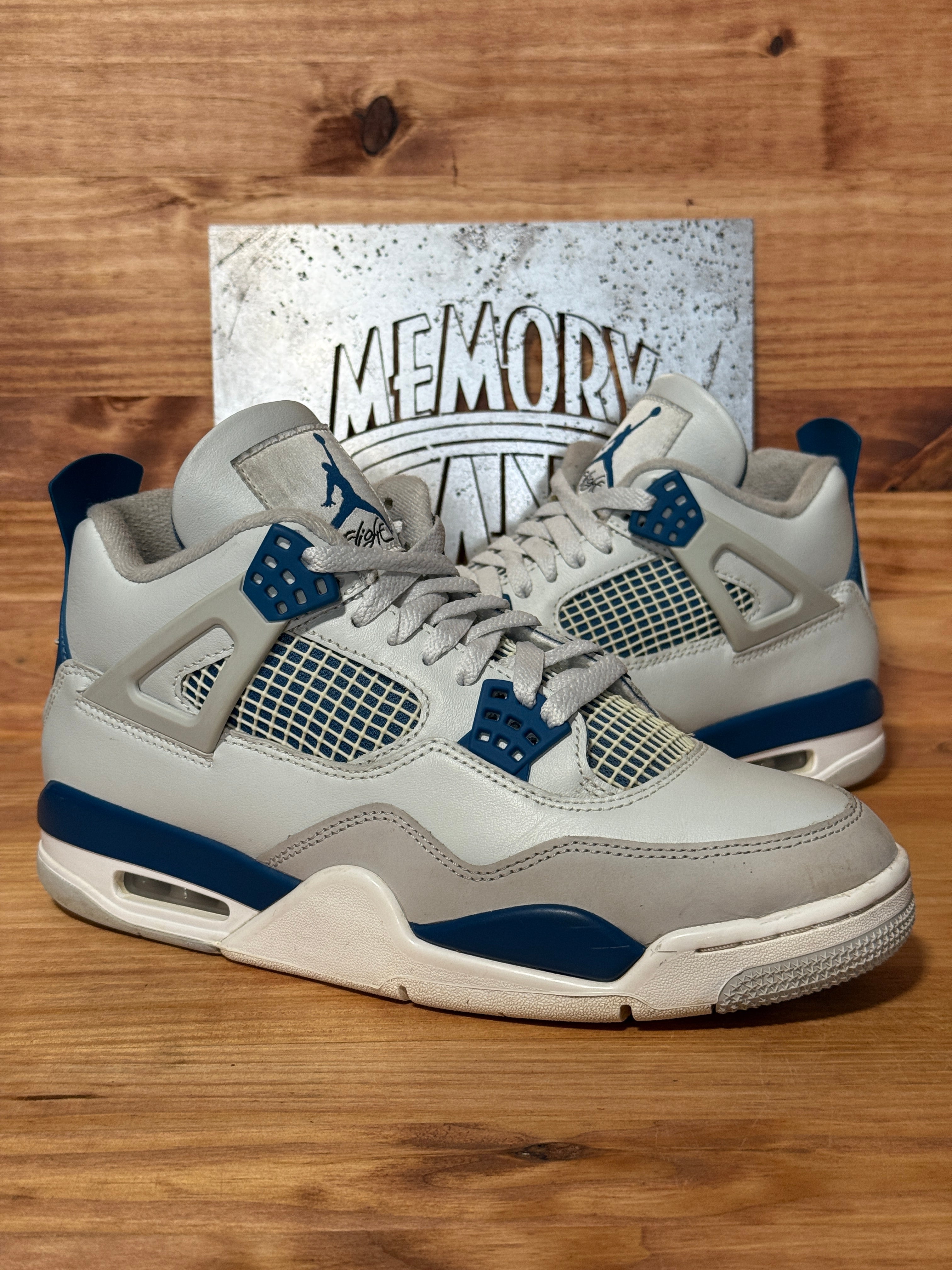Jordan 4 Retro Military Blue (2024)