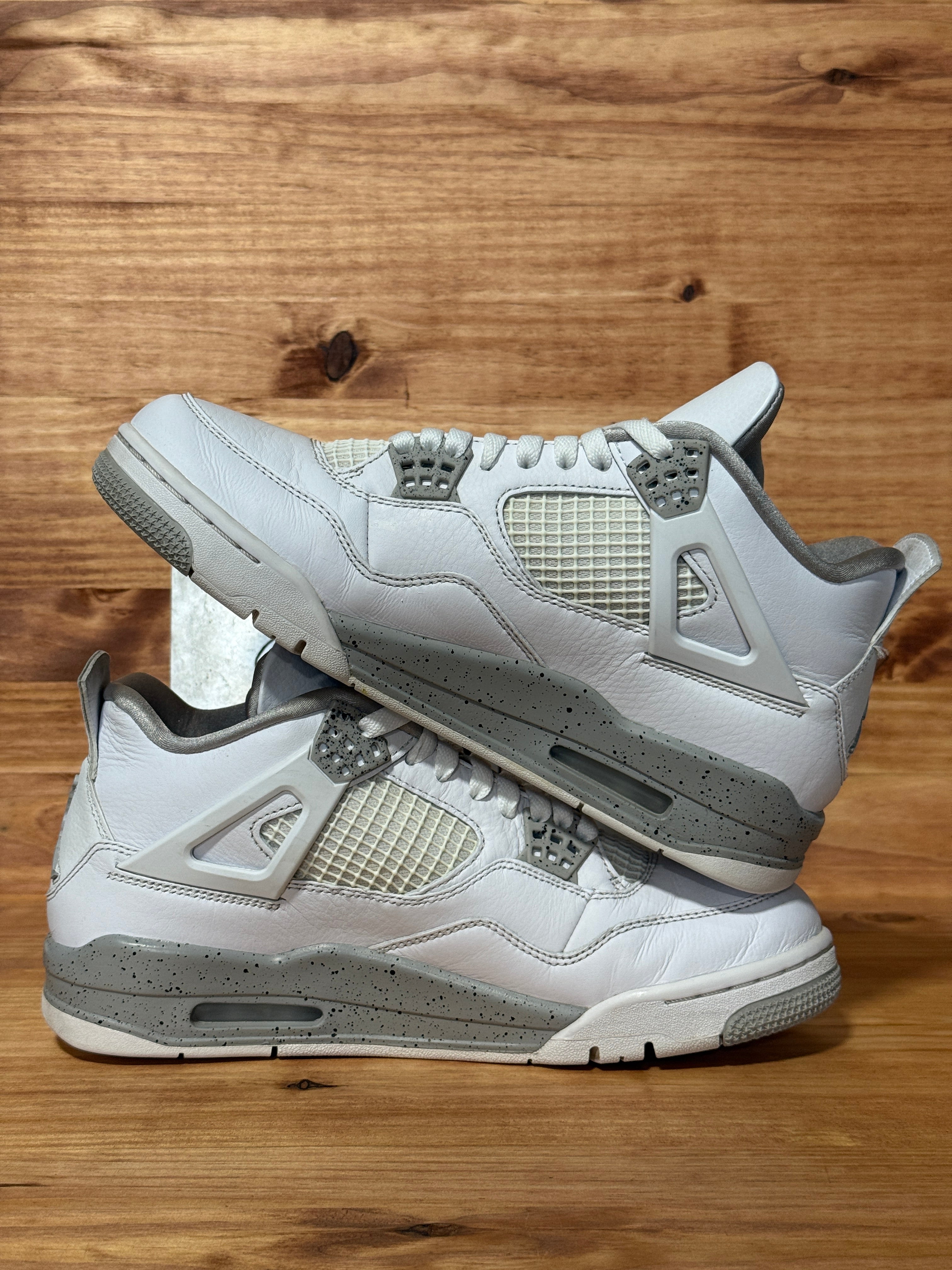 Jordan 4 Retro White Oreo (2021)