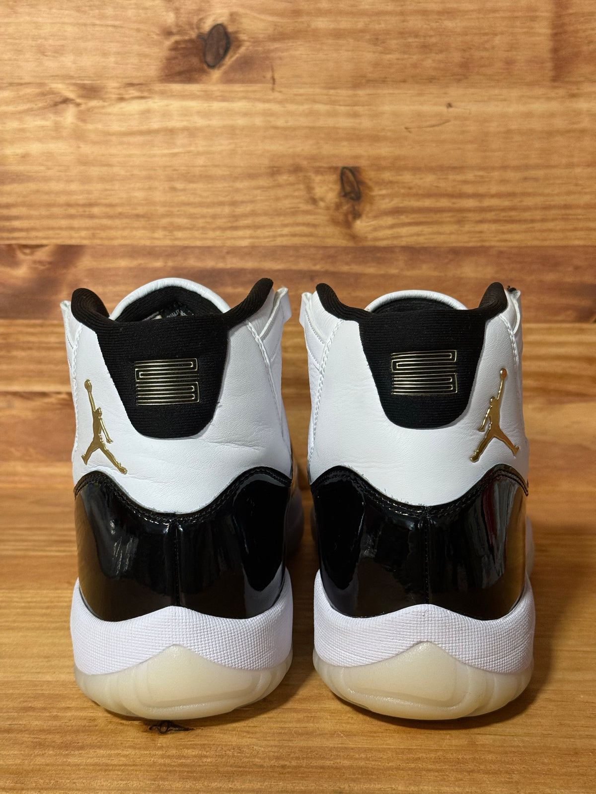 Jordan 11 Retro DMP Gratitude (2023) - Size 11