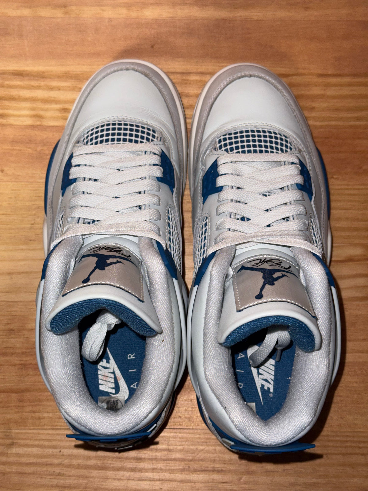 Jordan 4 Retro Military Blue (2024)