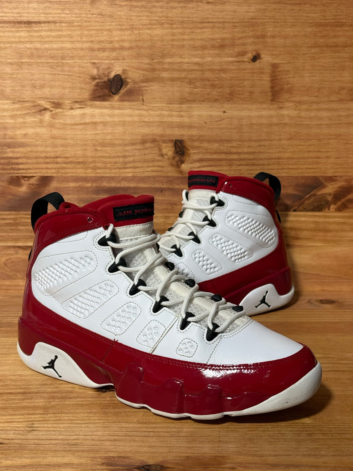 Jordan 9 Retro White Gym Red - Size 10.5
