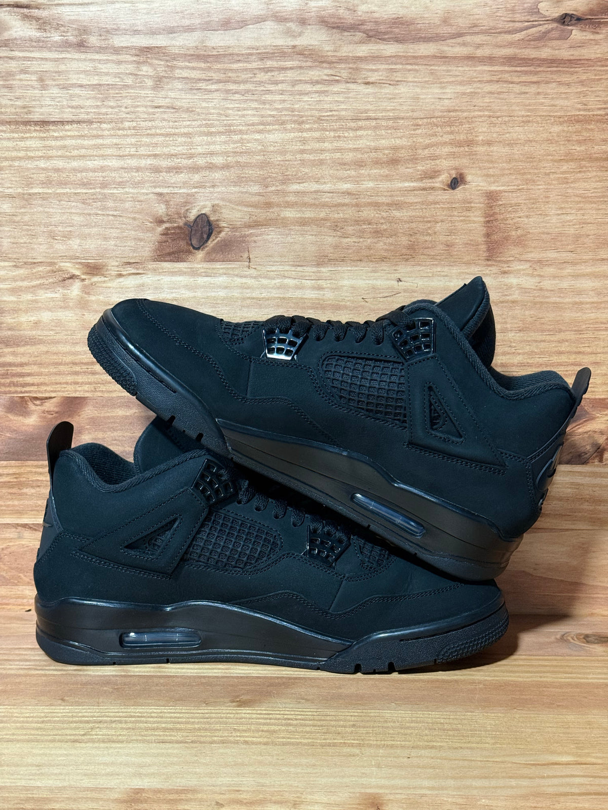 Jordan 4 Retro Black Cat (2025)
