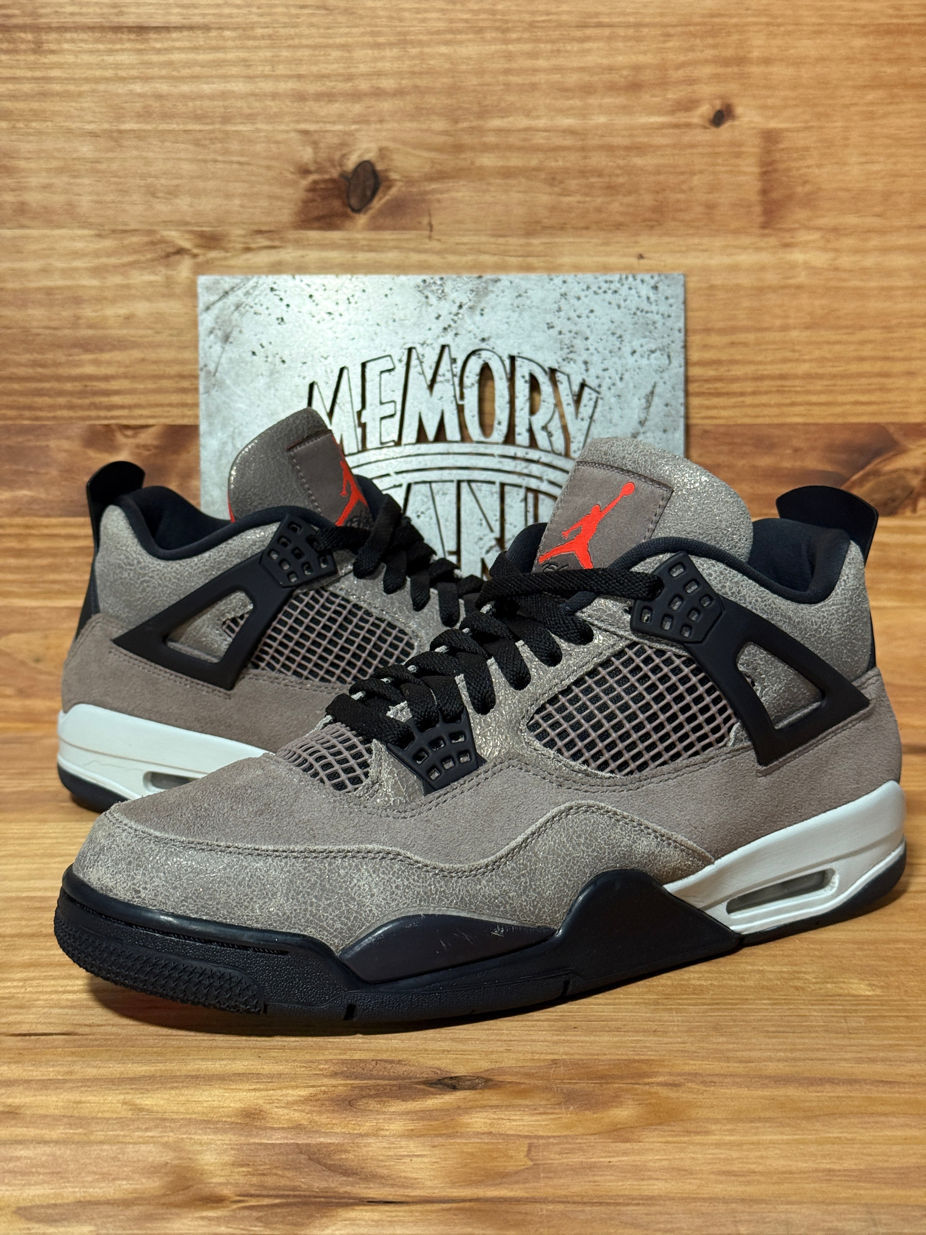 Jordan 4 Retro Taupe Haze