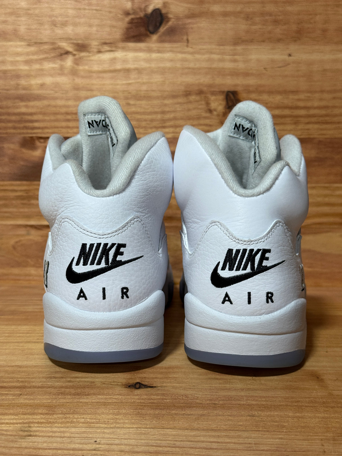 Jordan 5 Retro White Metallic (2026)