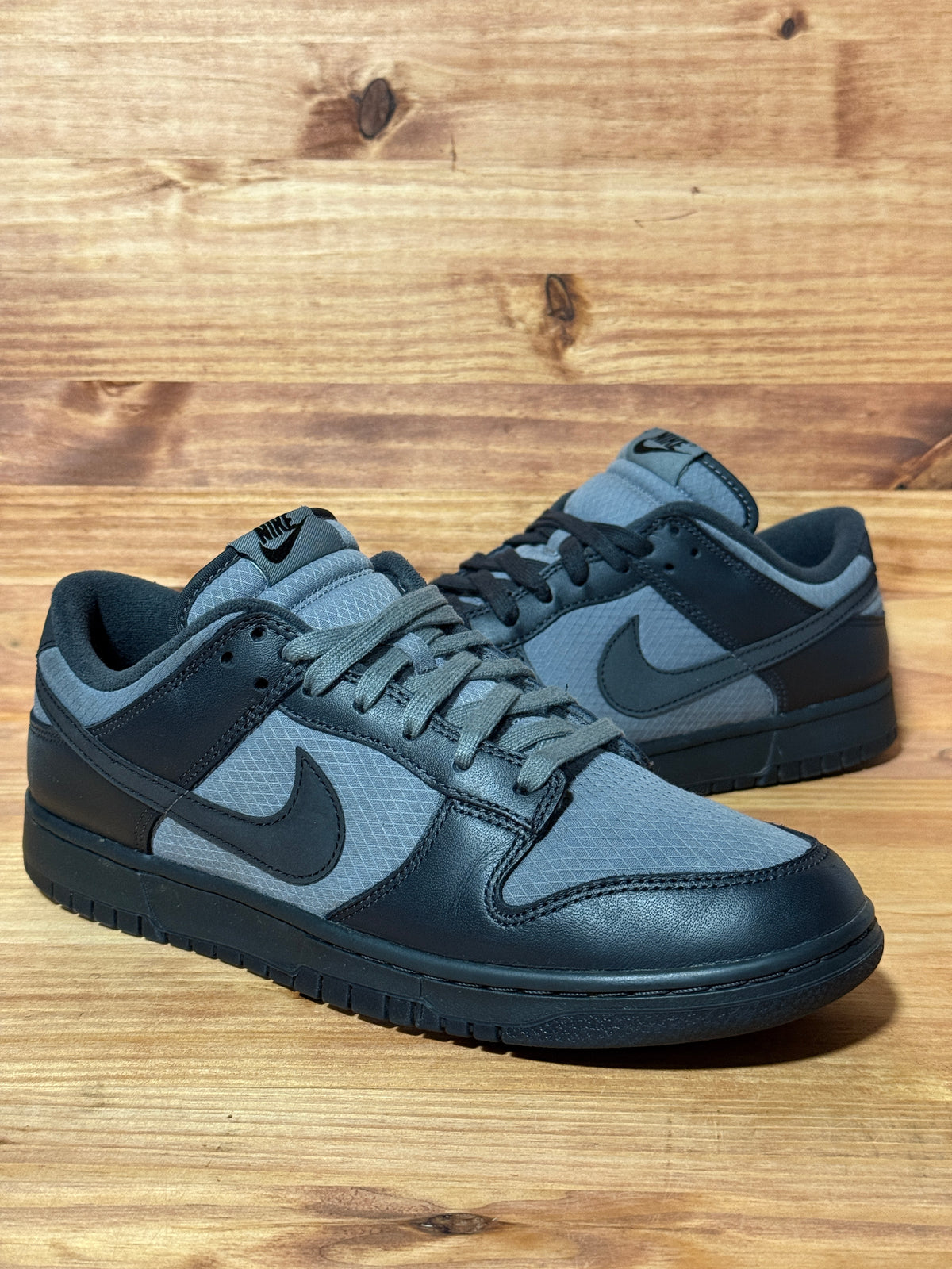 Nike Dunk Low Retro SE Off Noir Smoke Grey