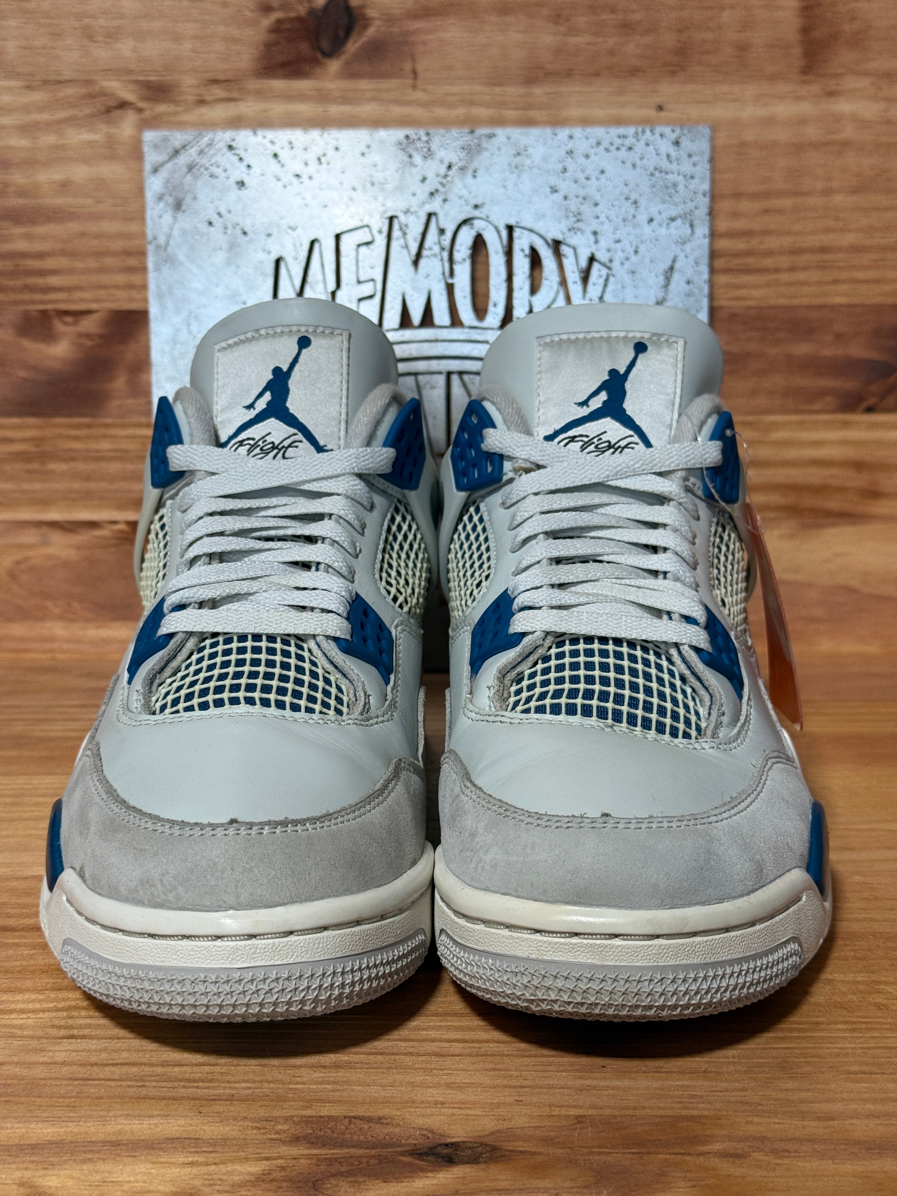 Jordan 4 Retro Military Blue (2024)