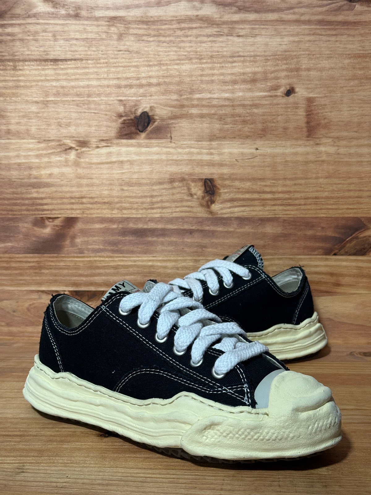 Maison Mihara Yasuhiro Hank OG Sole Canvas Low Black