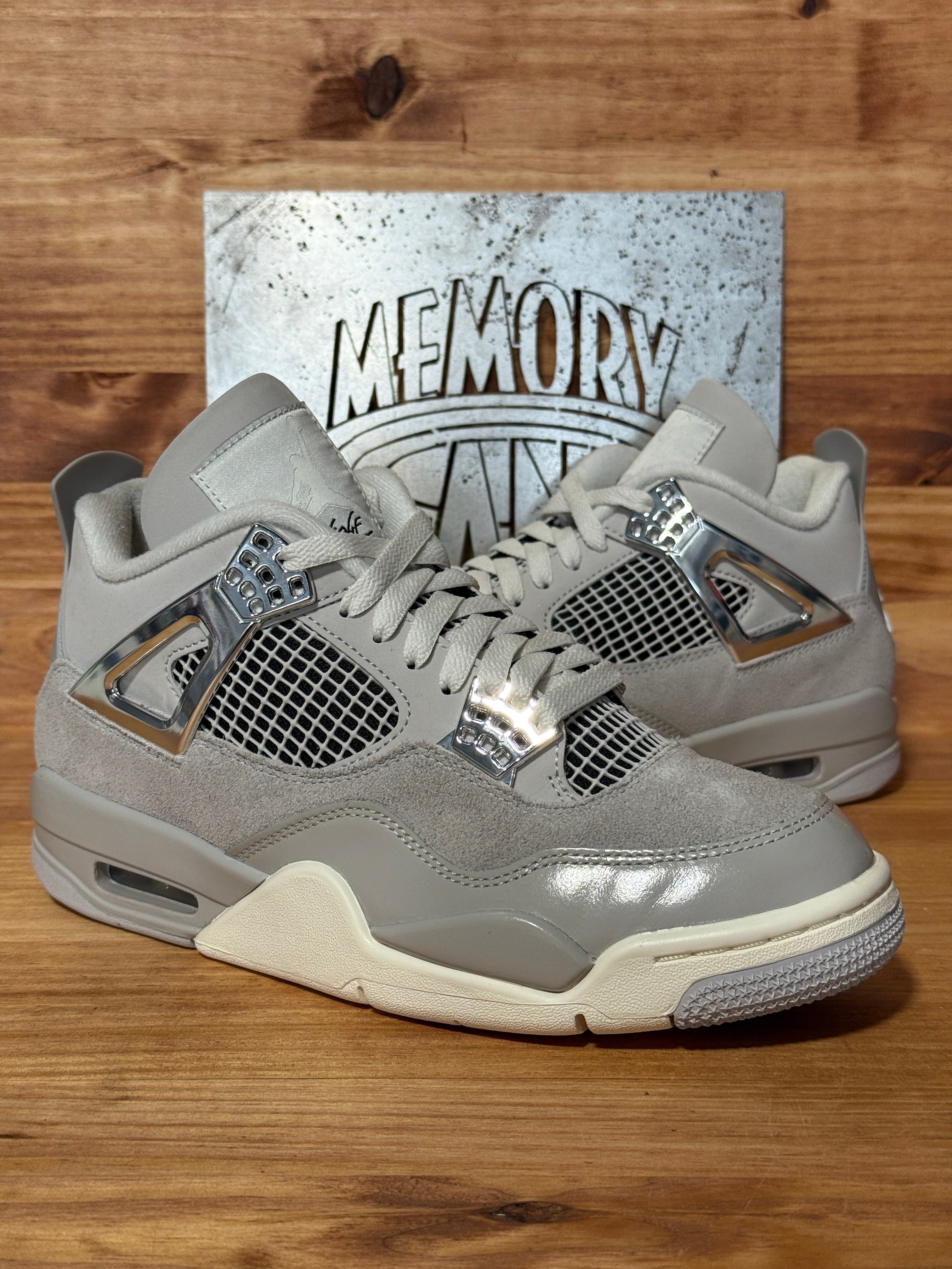 Jordan 4 Retro Frozen Moments (Women's)