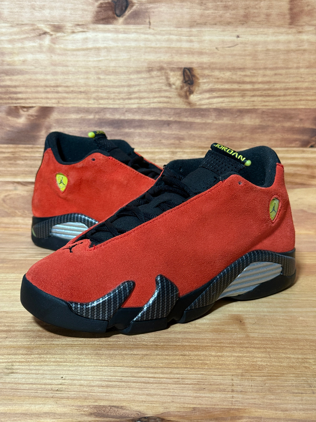 Jordan 14 Retro Ferrari (2025) (GS)