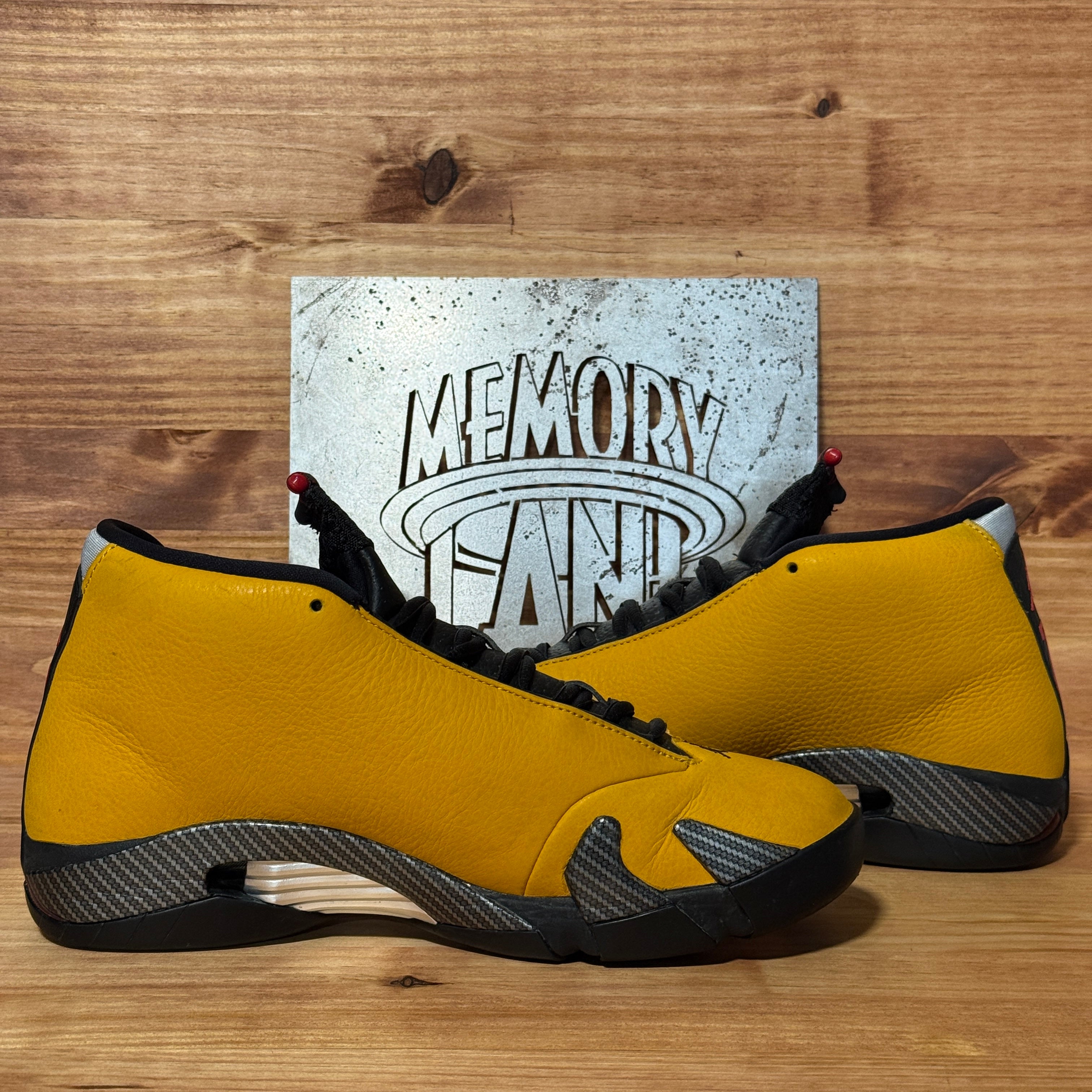 Jordan 14 Retro University Gold