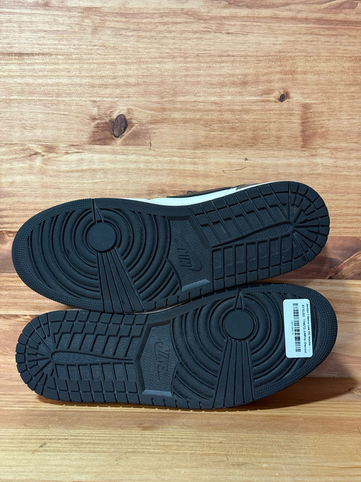Jordan 1 Retro Low OG Mocha - Size 11