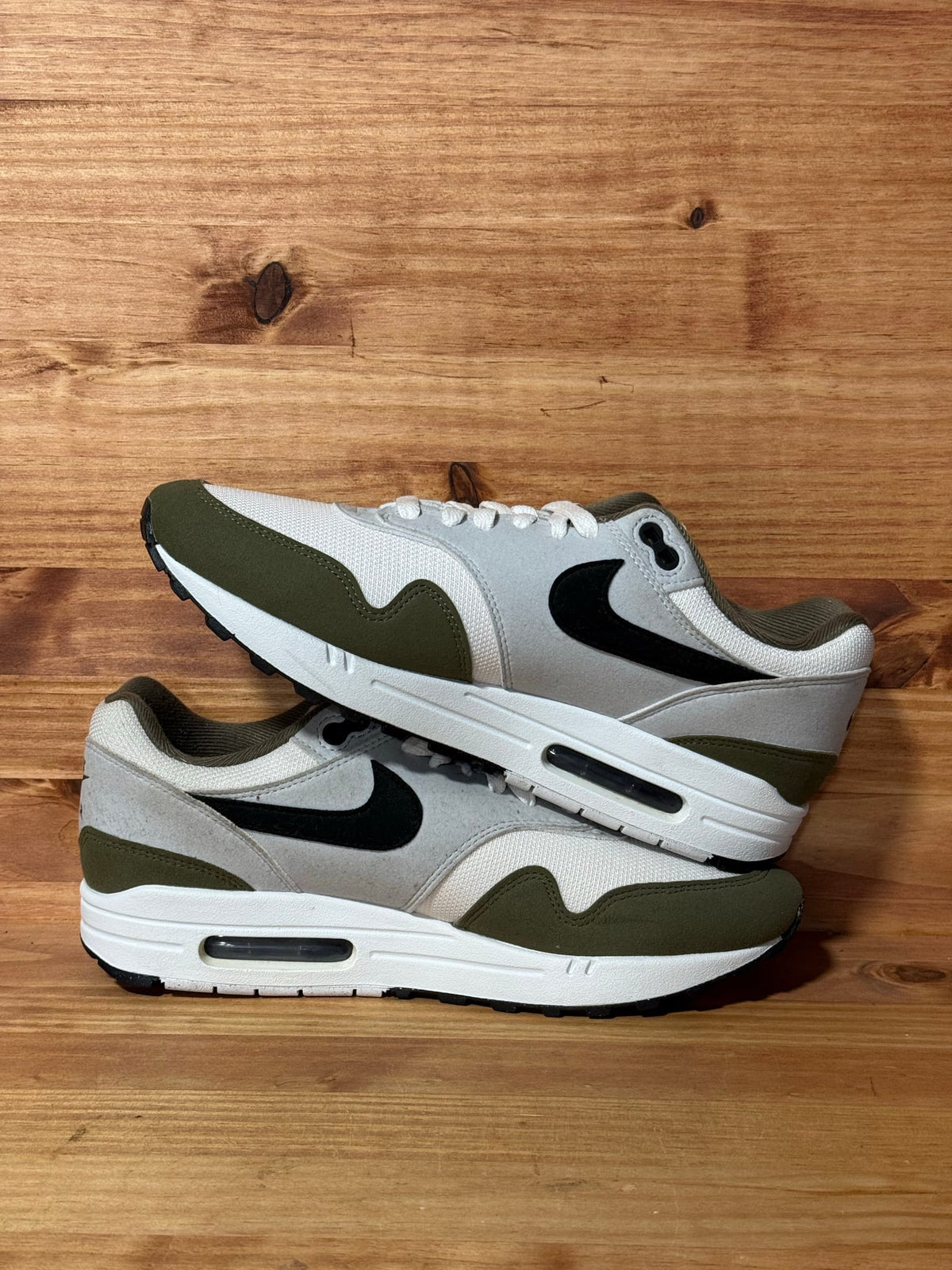 Nike Air Max 1 White Black Medium Olive - Size 9.5