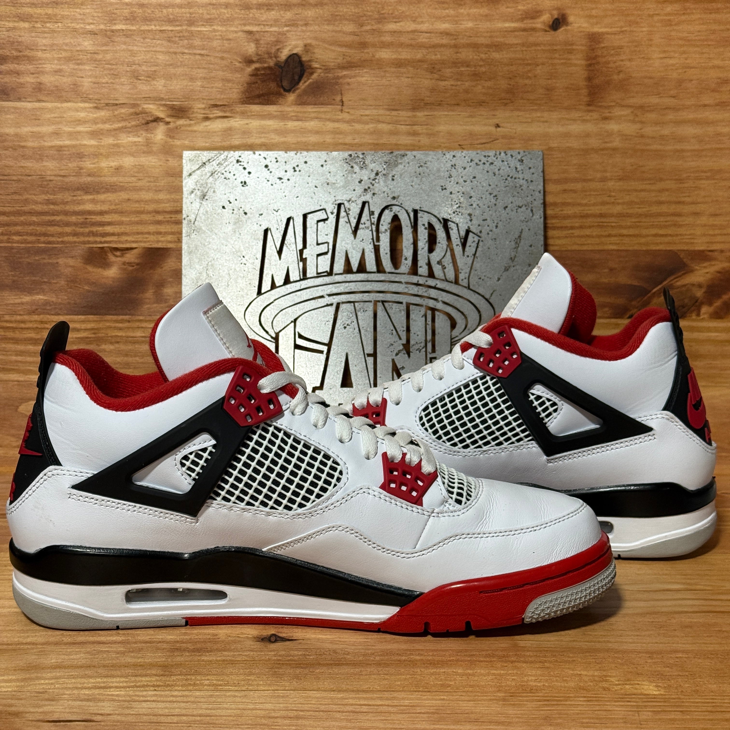 Jordan 4 Retro Fire Red (2020)