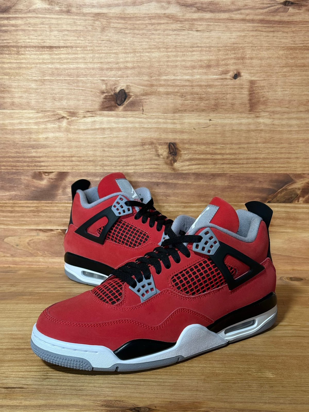 Jordan 4 Retro Toro Bravo (2026) - Size 10.5