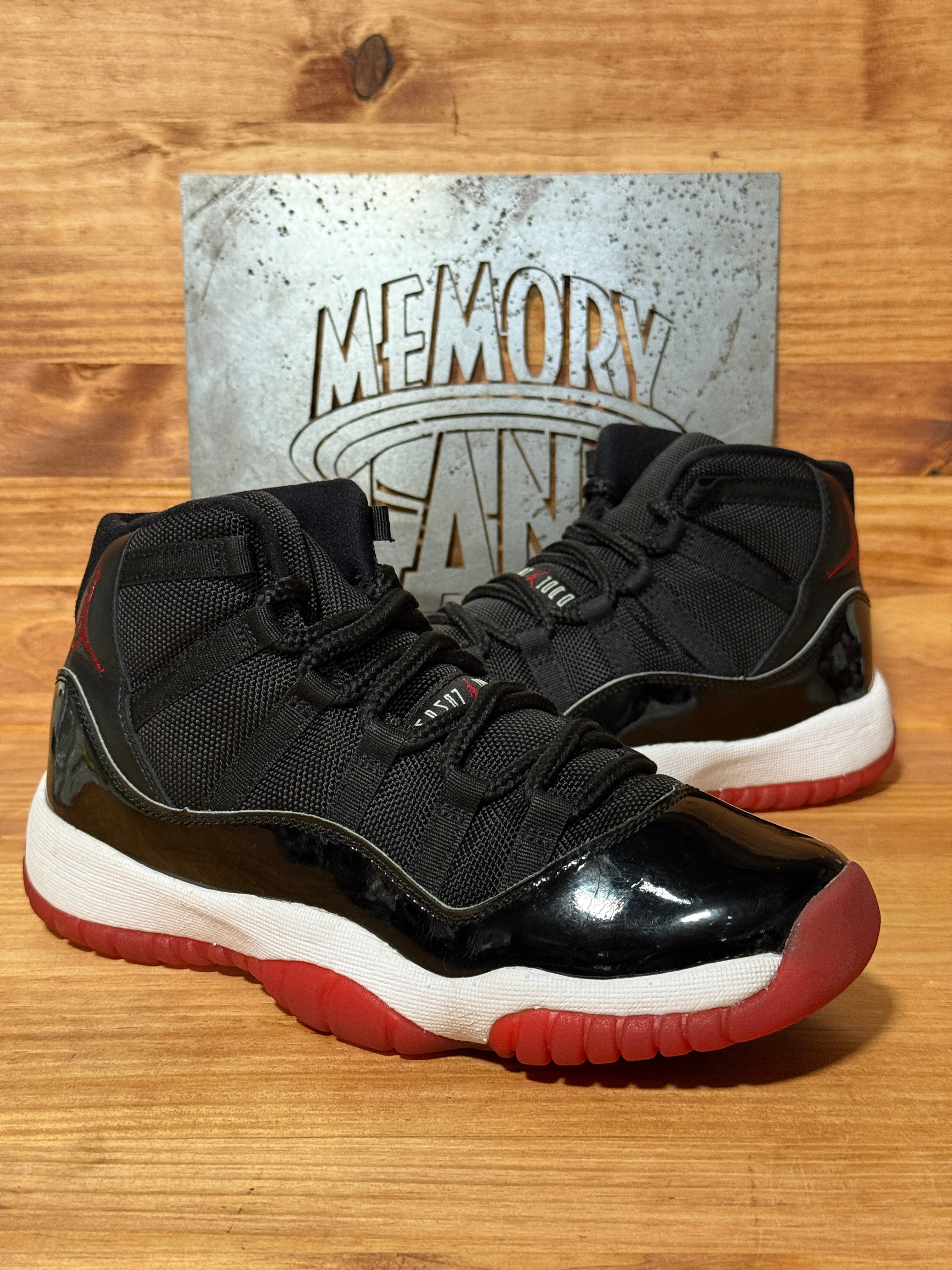 Jordan 11 Retro Playoffs Bred (2019) (GS)