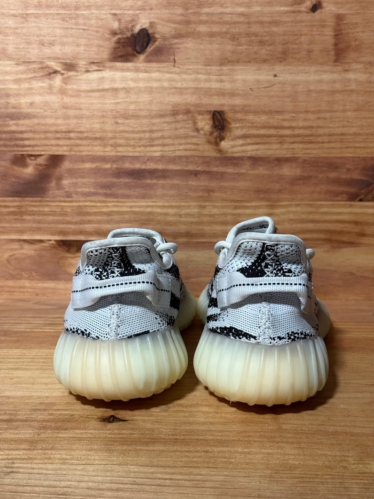adidas Yeezy Boost 350 V2 Zebra - Size 9