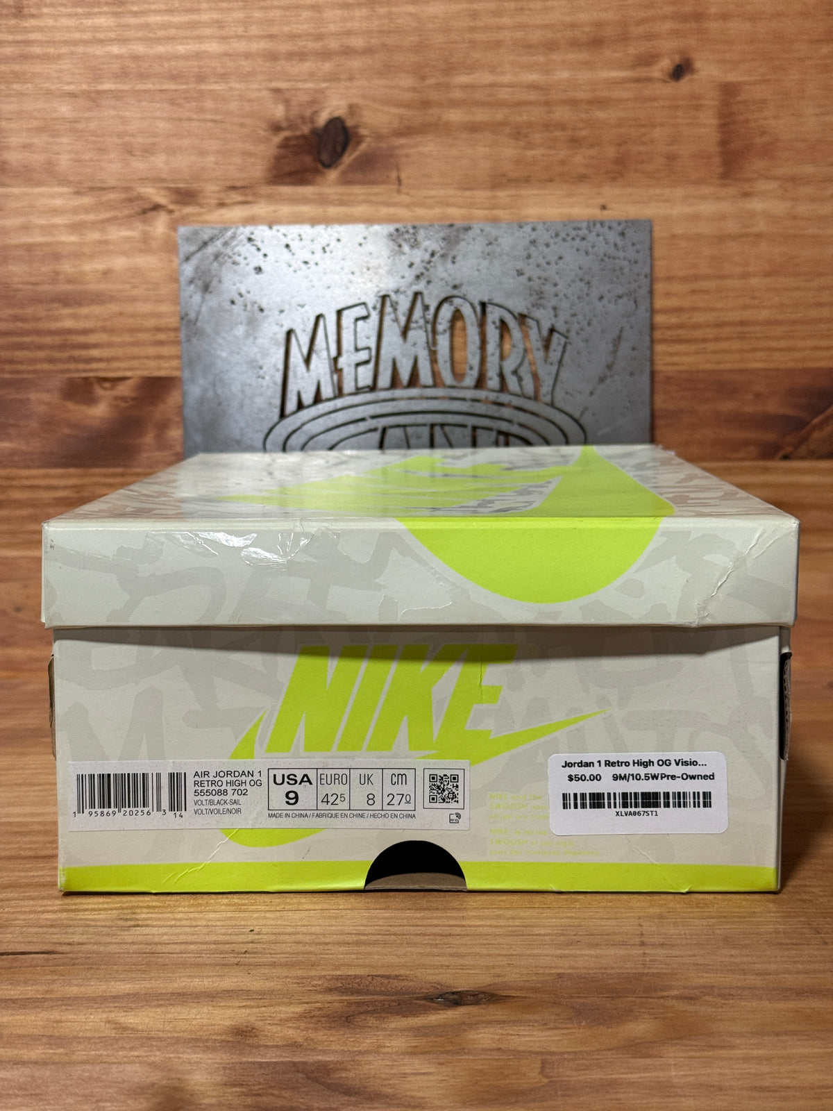 Jordan 1 Retro High OG Visionaire