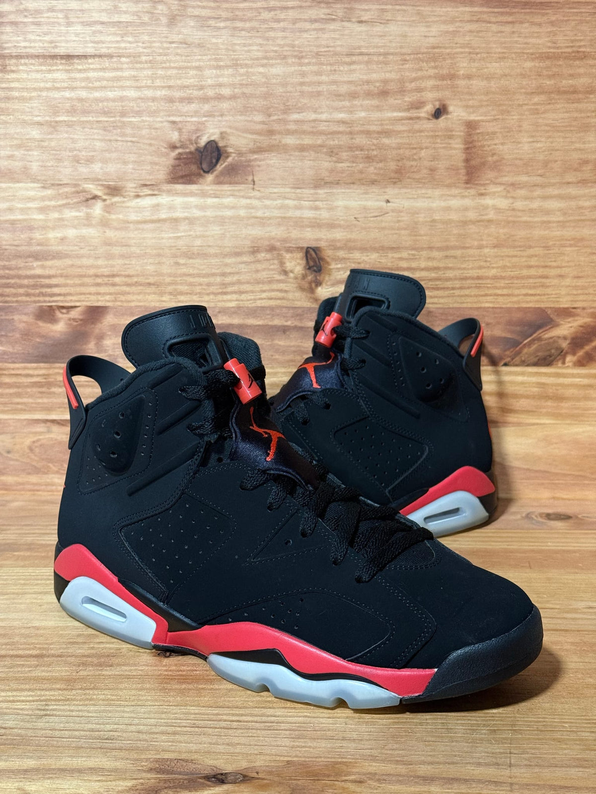 Jordan 6 Retro Infrared Salesman - Size 10.5