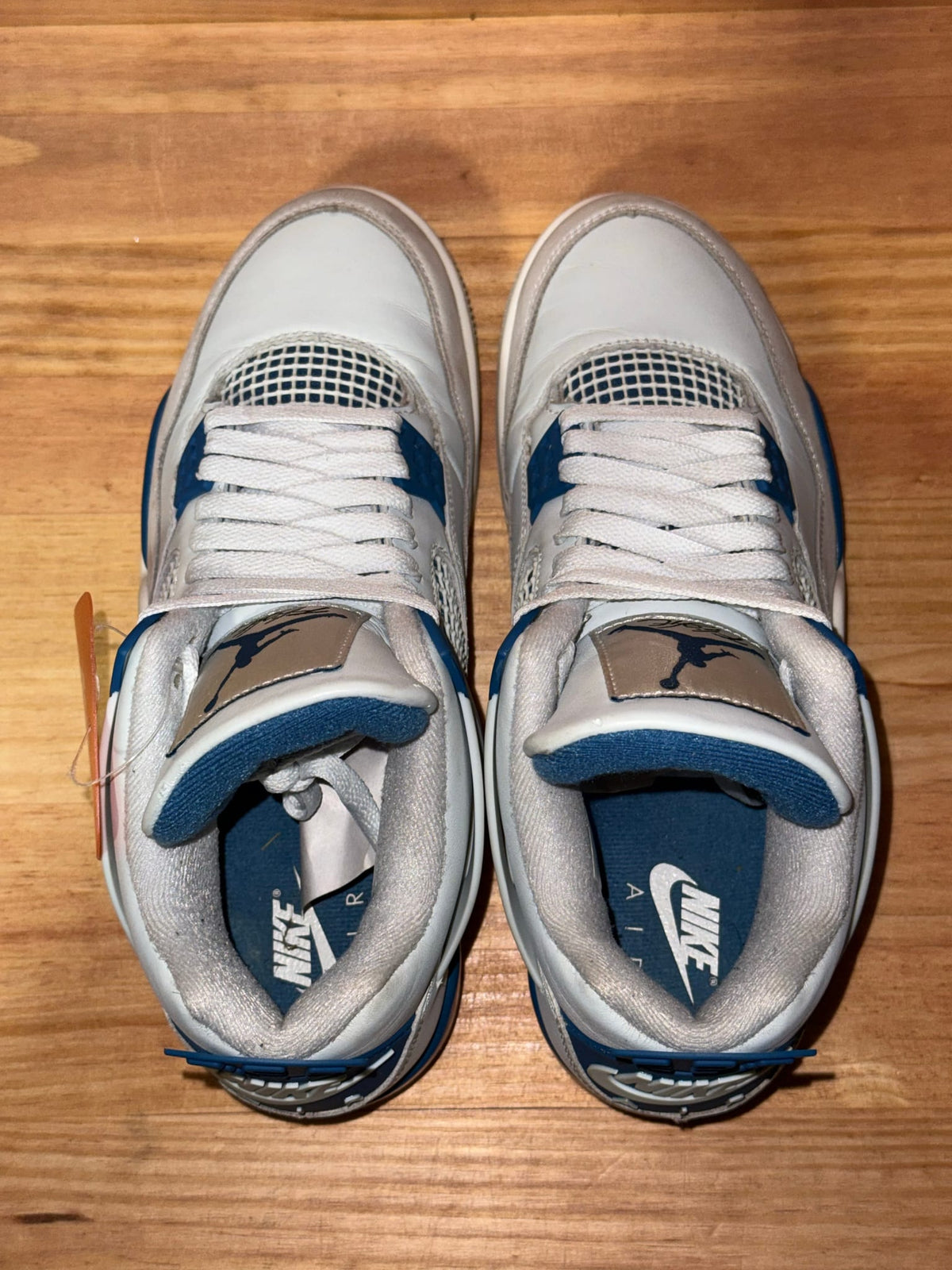 Jordan 4 Retro Military Blue (2024) - Size 8