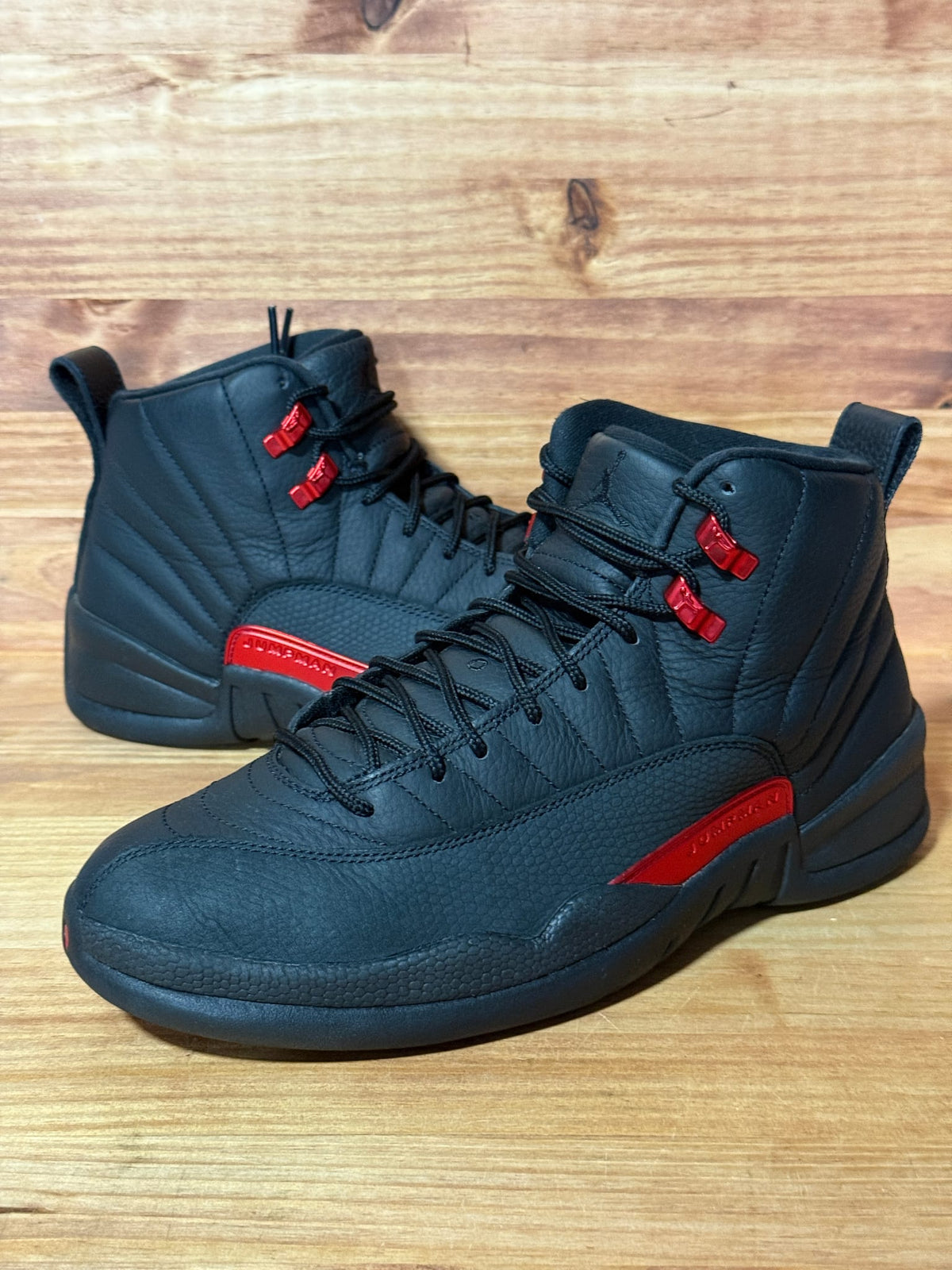 Jordan 12 Retro Bloodline - Size 8.5
