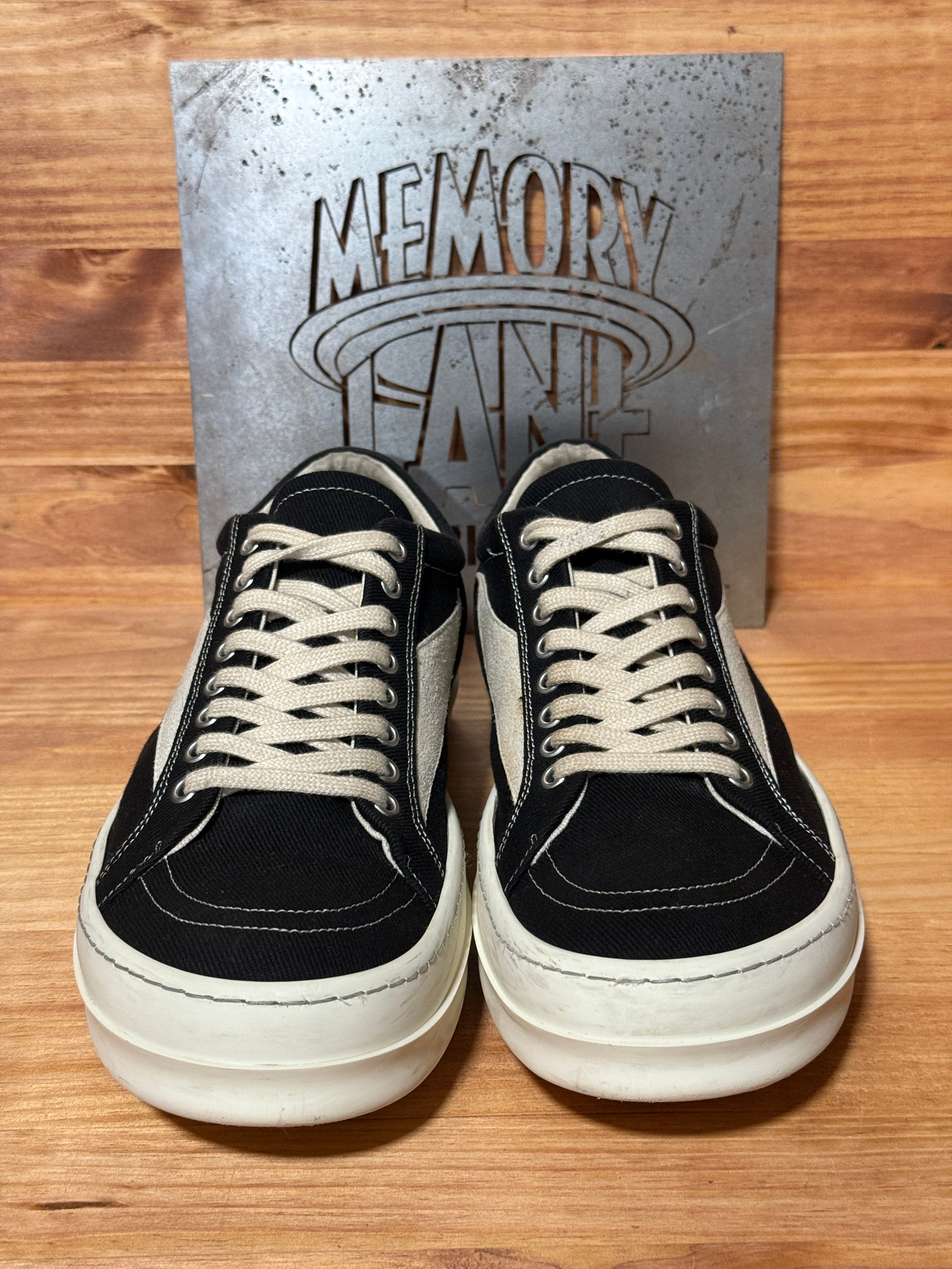 Rick Owens DRKSHDW Vintage Sneaks Black Milk
