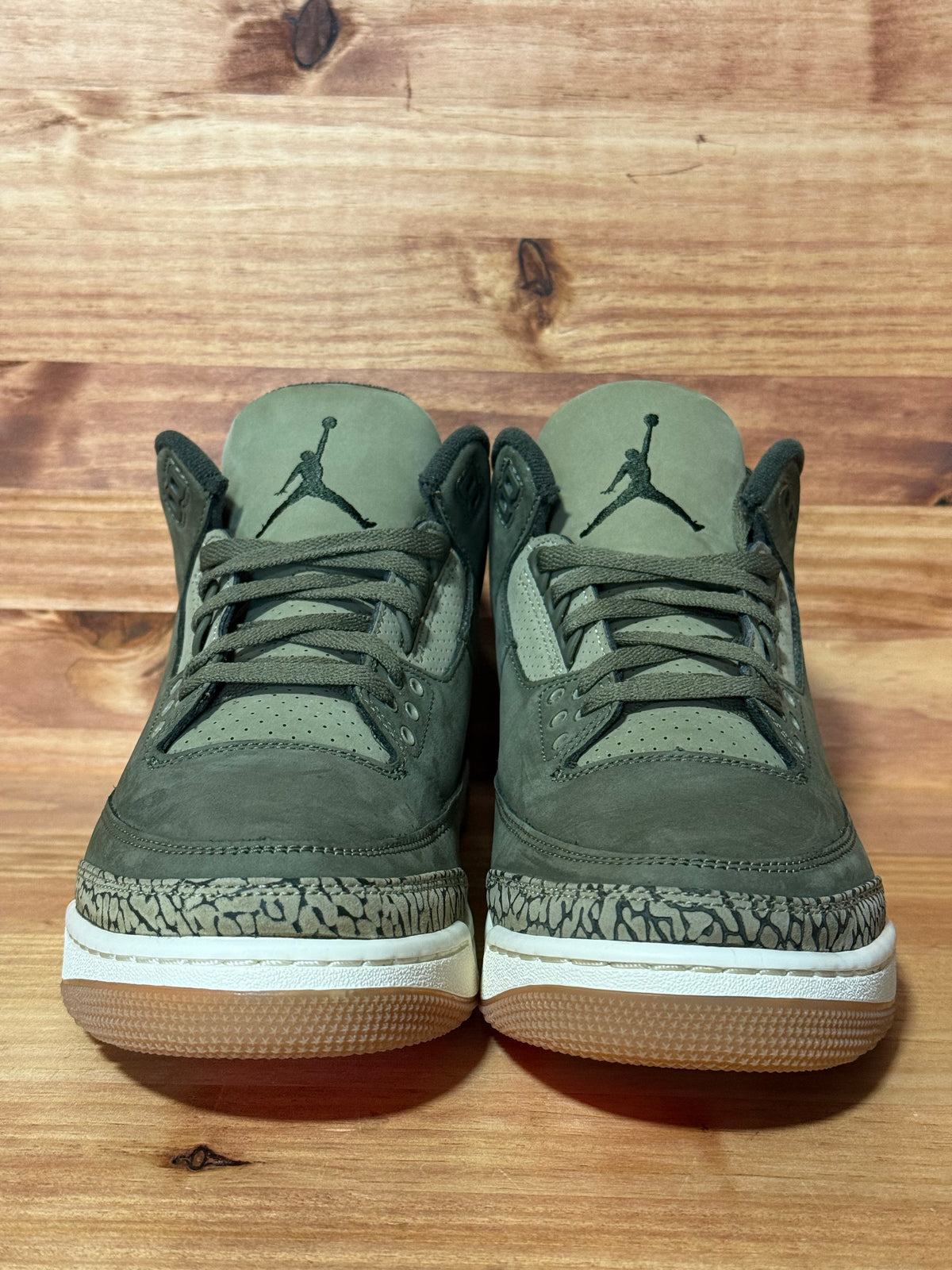 Jordan 3 Retro Family Affair