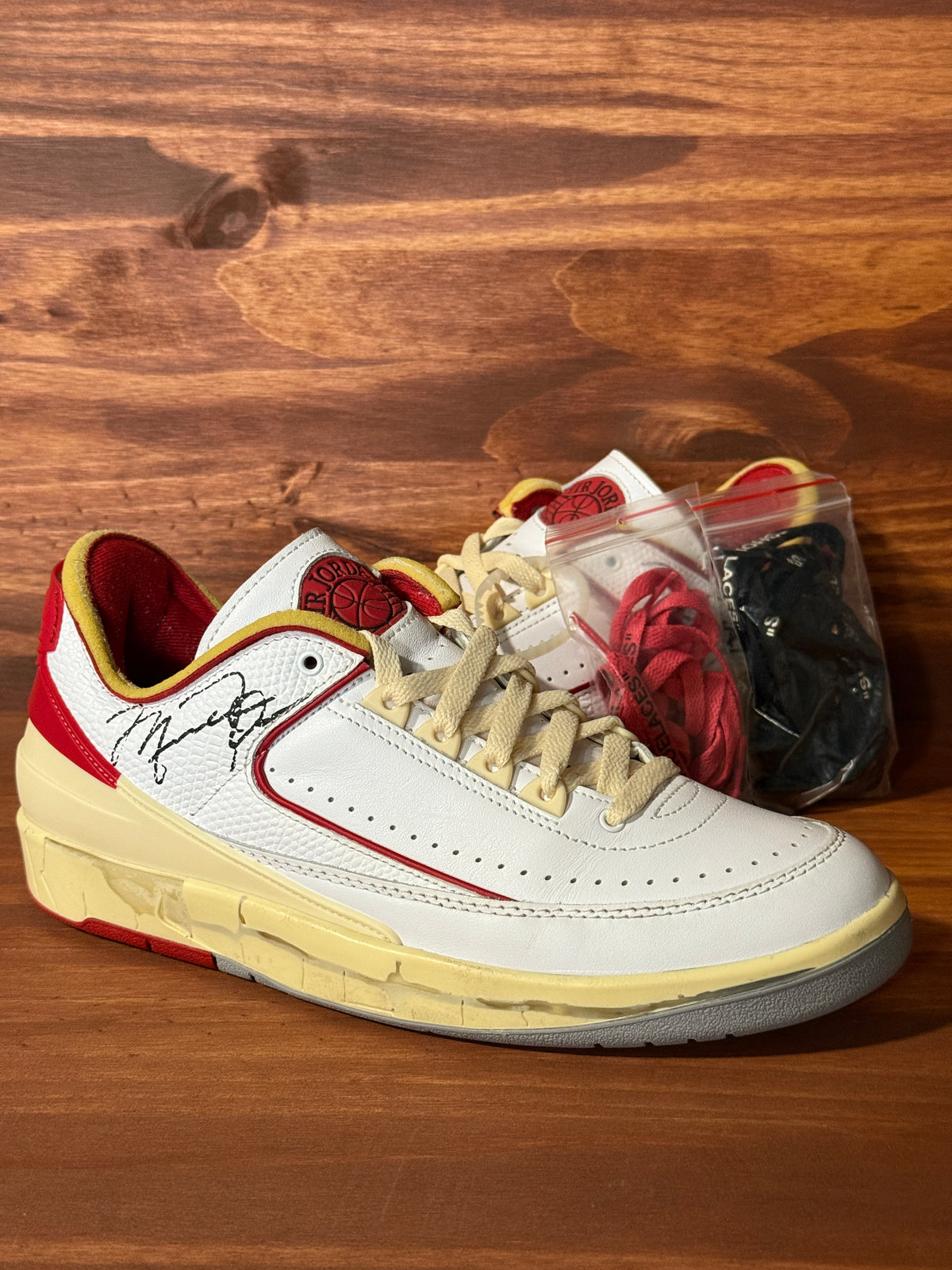 Jordan 2 Retro Low SP Off-White White Red