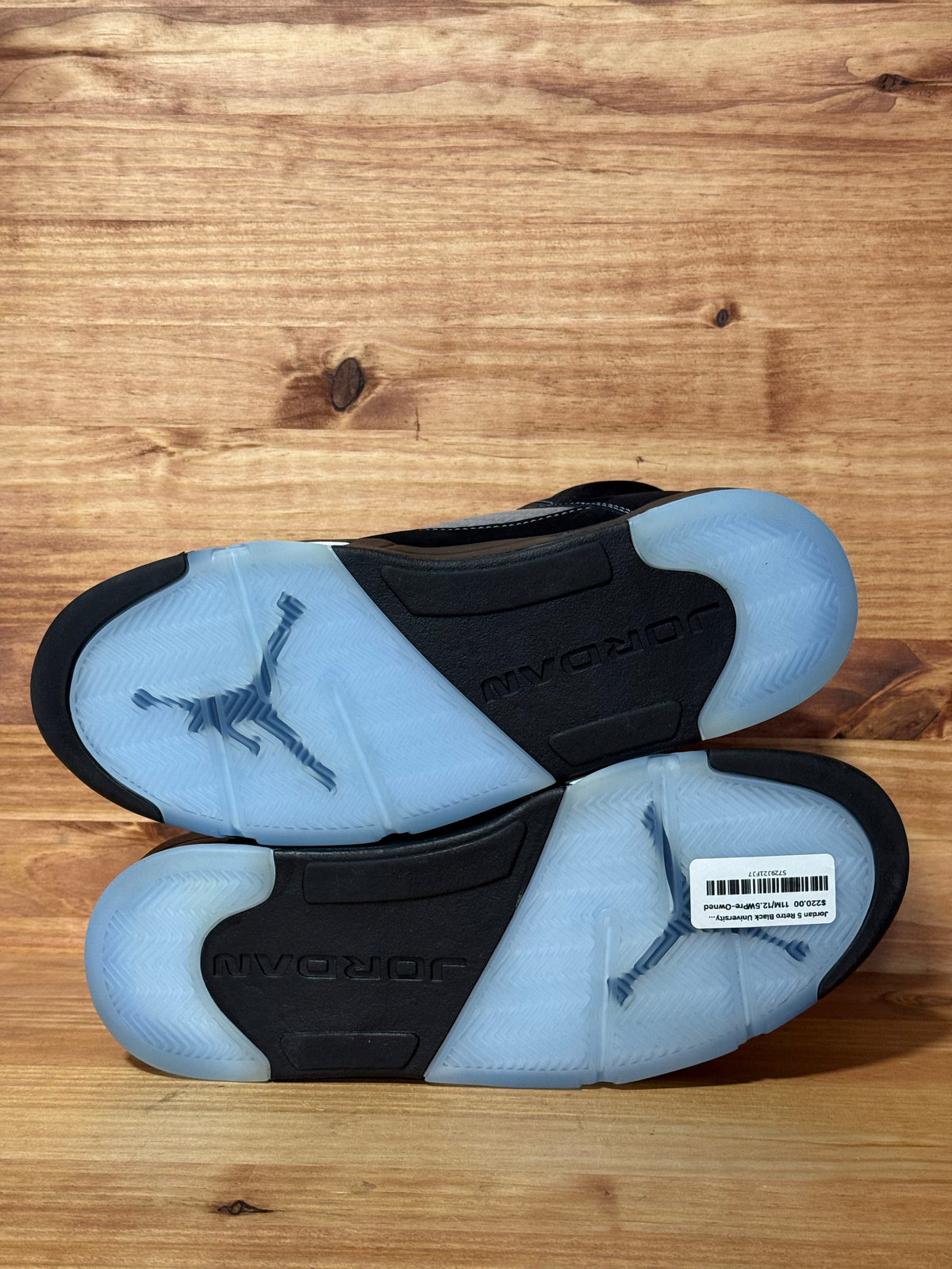 Jordan 5 Retro Black University Blue (2026)