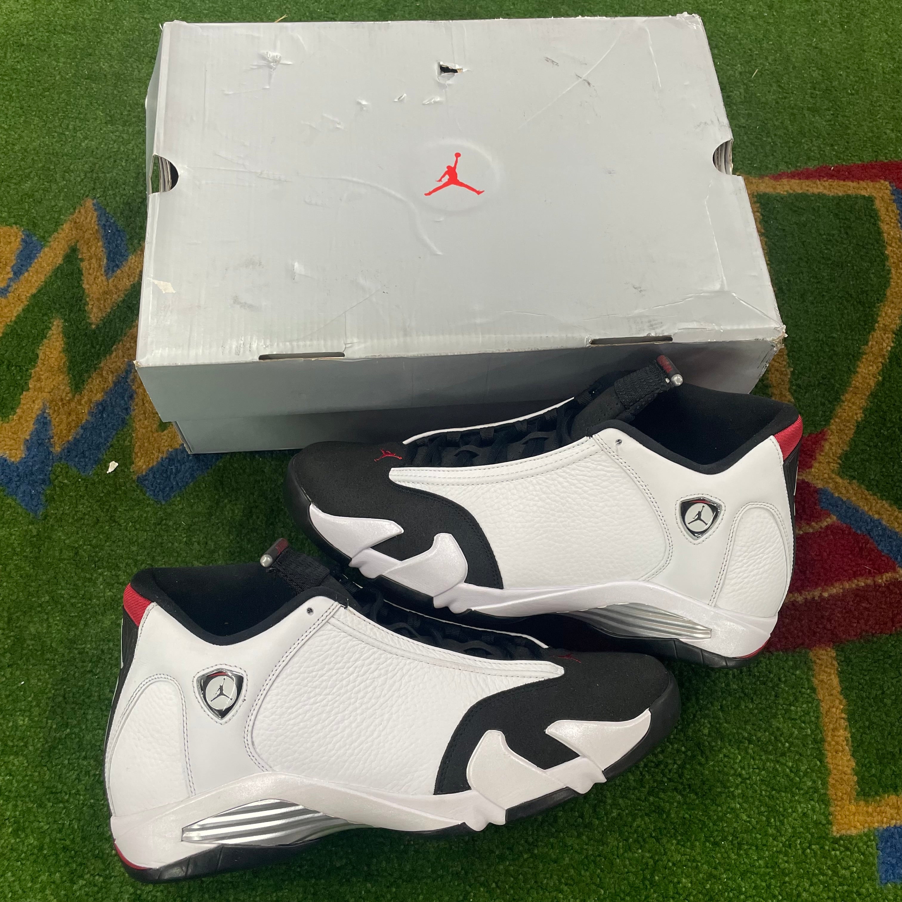 Jordan 14 “Black Toe” Size 13