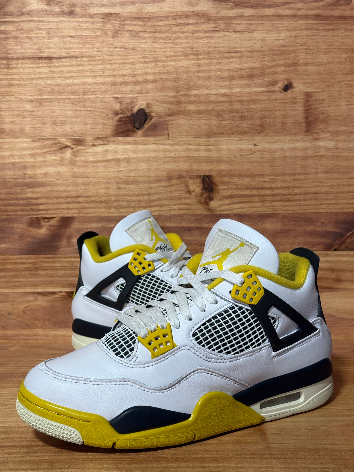 Jordan 4 Retro Vivid Sulfur (Women's)