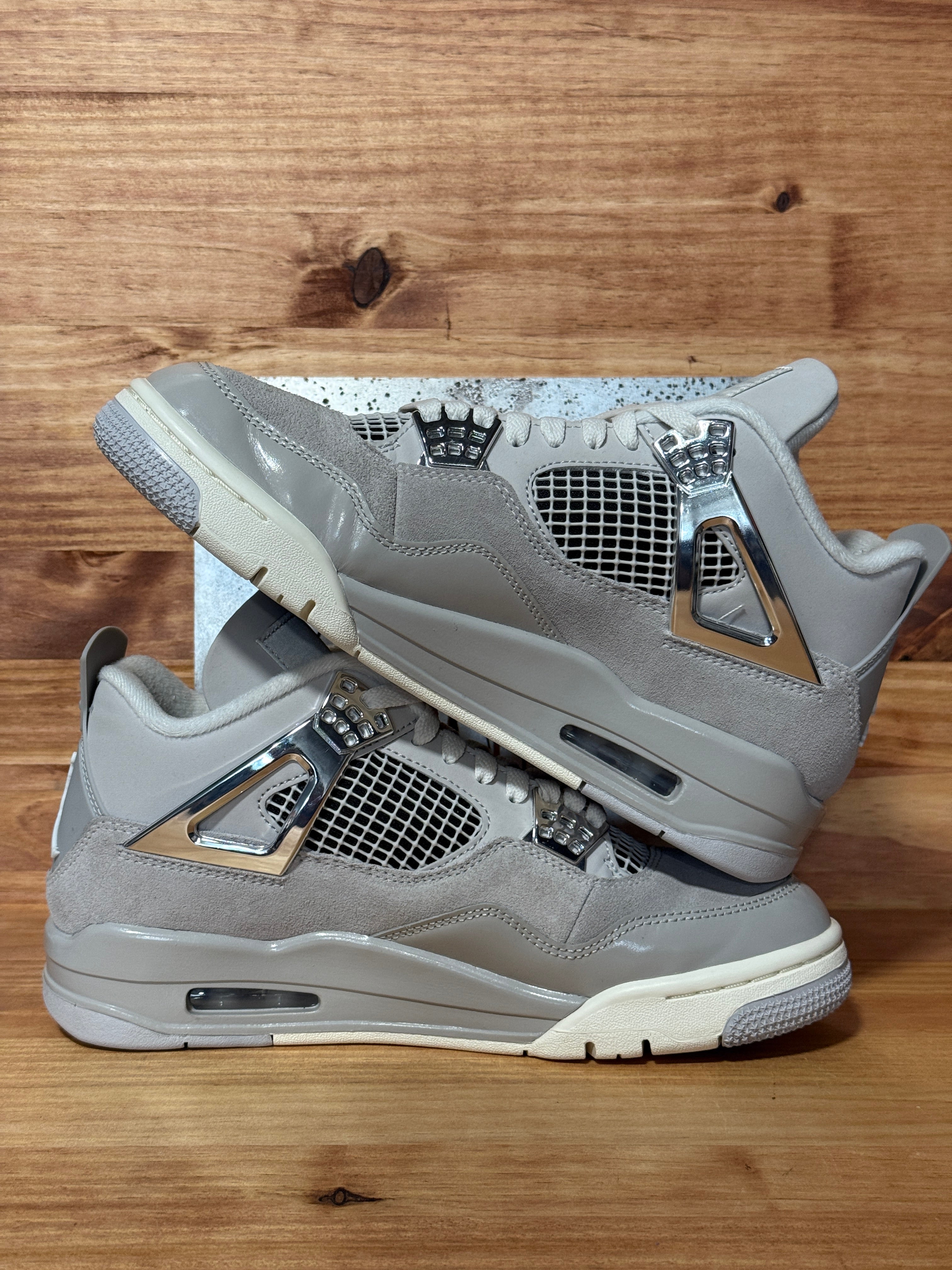 Jordan 4 Retro Frozen Moments (Women's)