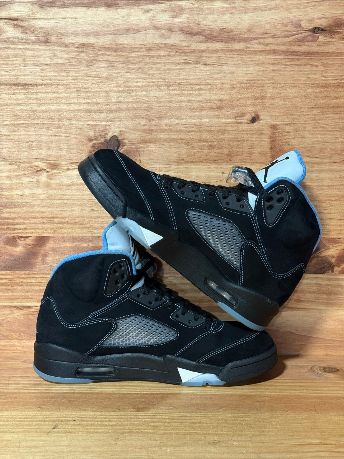 Jordan 5 Retro Black University Blue (2026) - Size 9