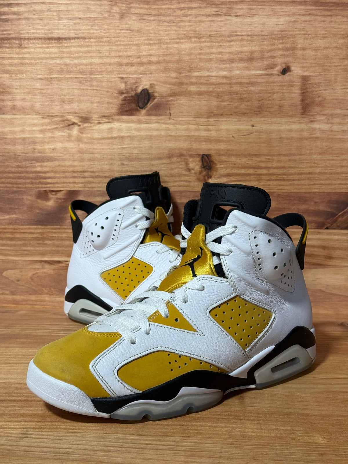 Jordan 6 Retro Yellow Ochre - Size 8.5