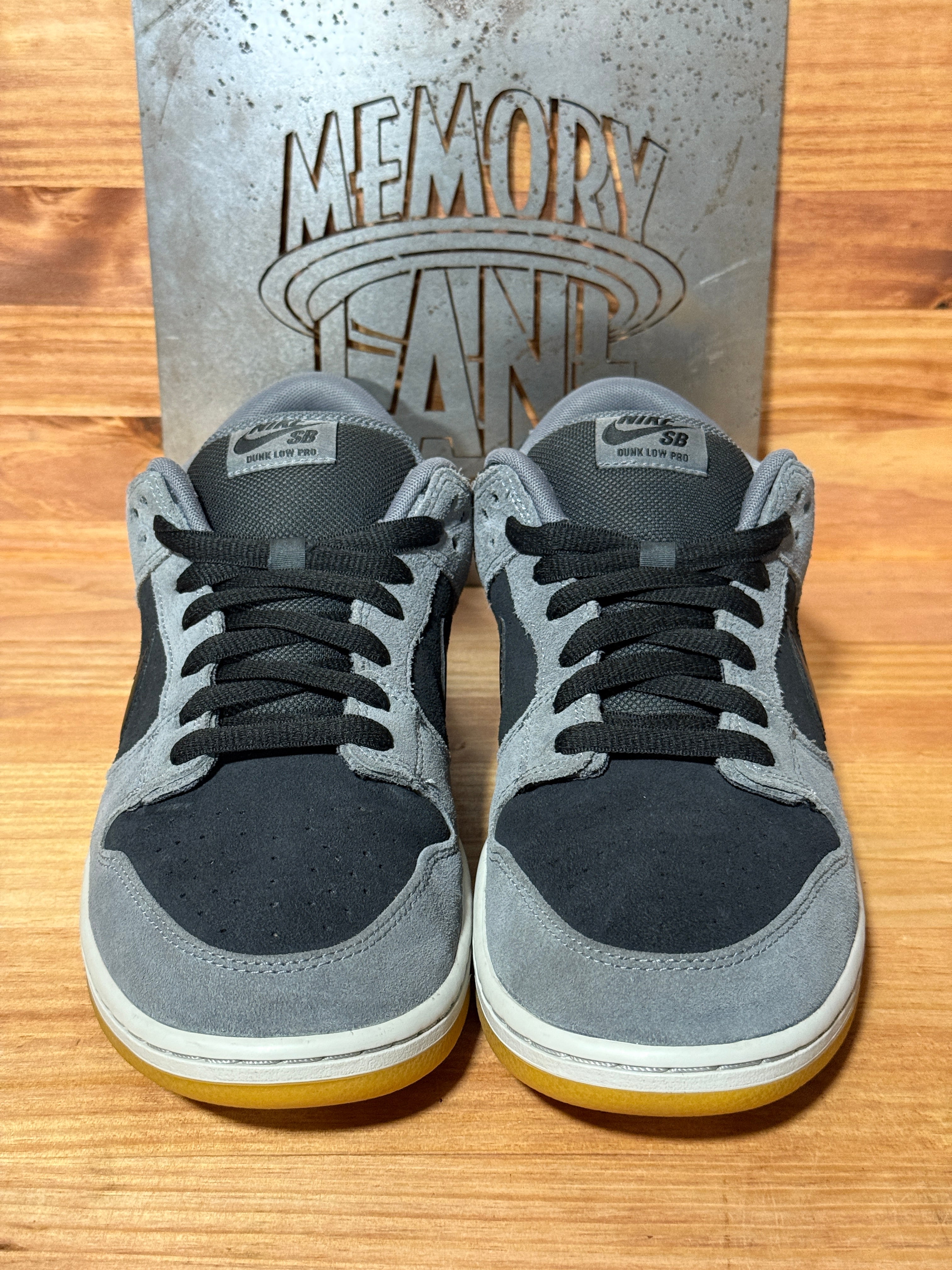 Nike SB Dunk Low Dark Smoke Grey