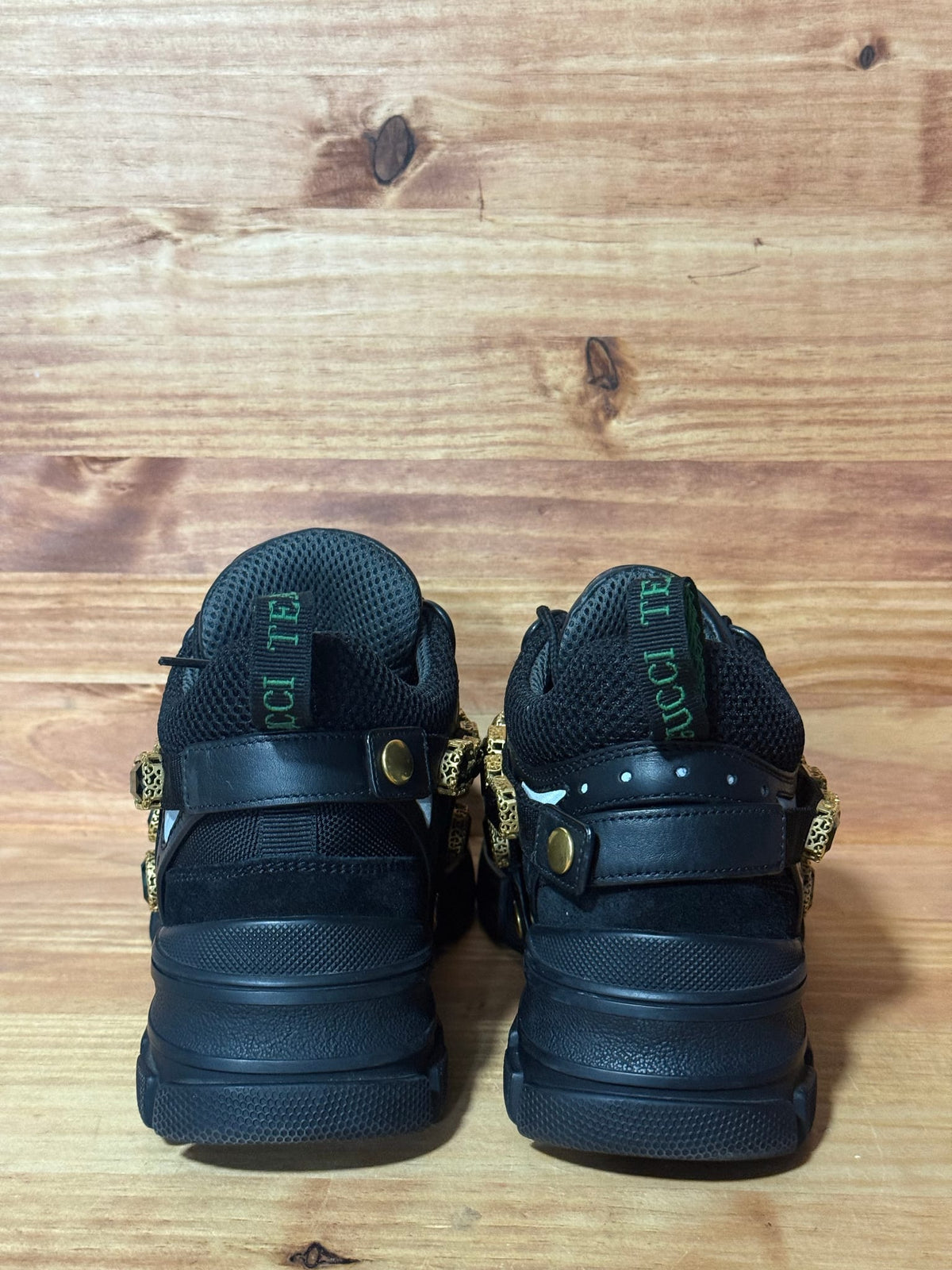 Gucci Wmns Flashtrek Crystals 'Black' - Size 7W/5.5M