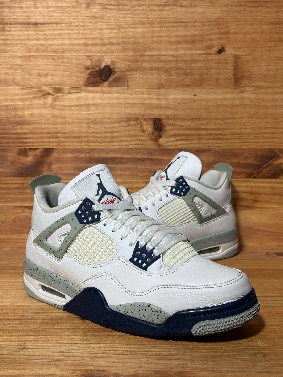 Jordan 4 Retro Midnight Navy