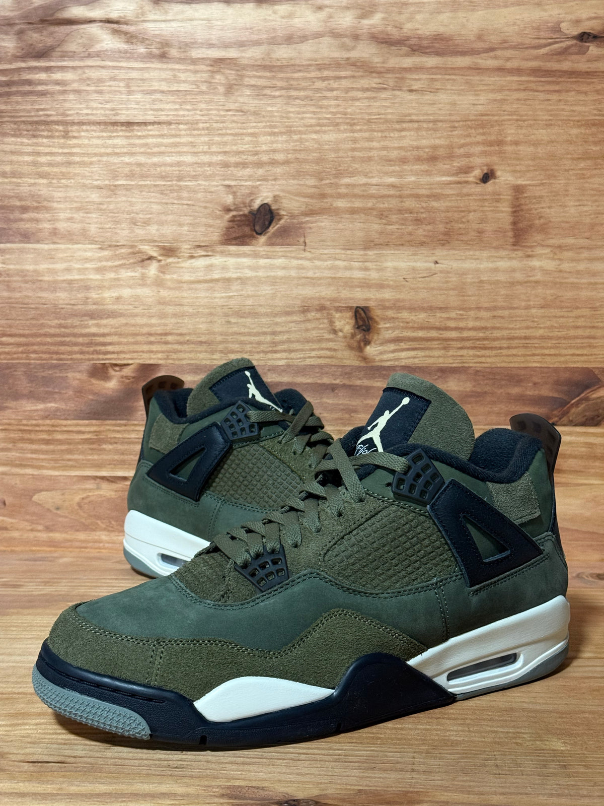 Jordan 4 Retro SE Craft Medium Olive