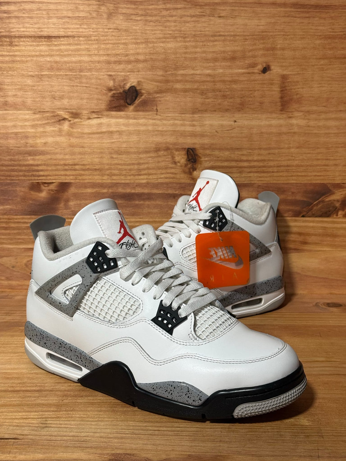 Jordan 4 Retro White Cement (2025) - Size 10.5