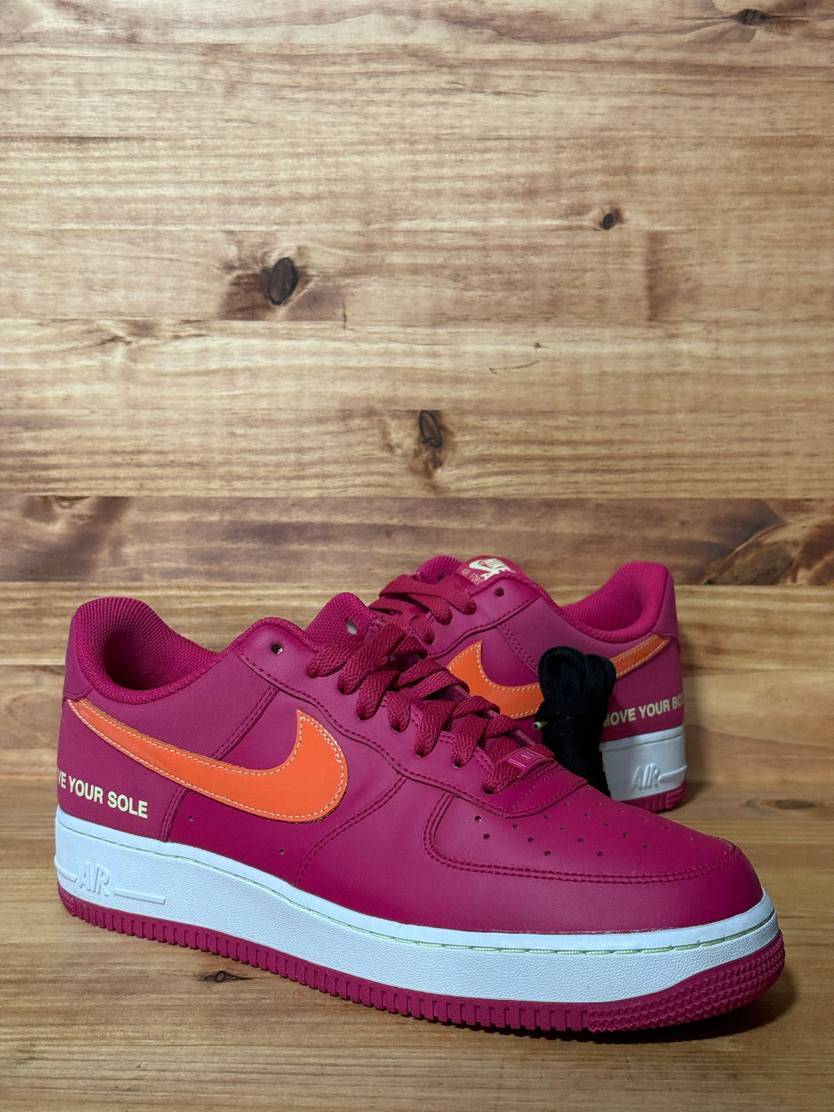 Nike Air Force 1 Low World Tour