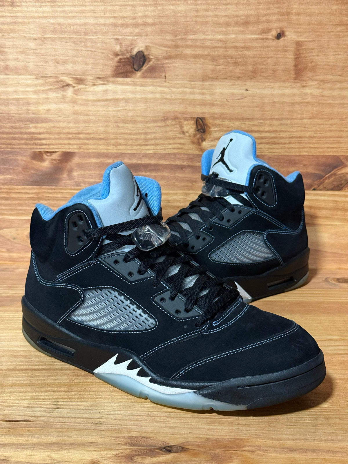 Jordan 5 Retro Black University Blue (2026) - Size 11