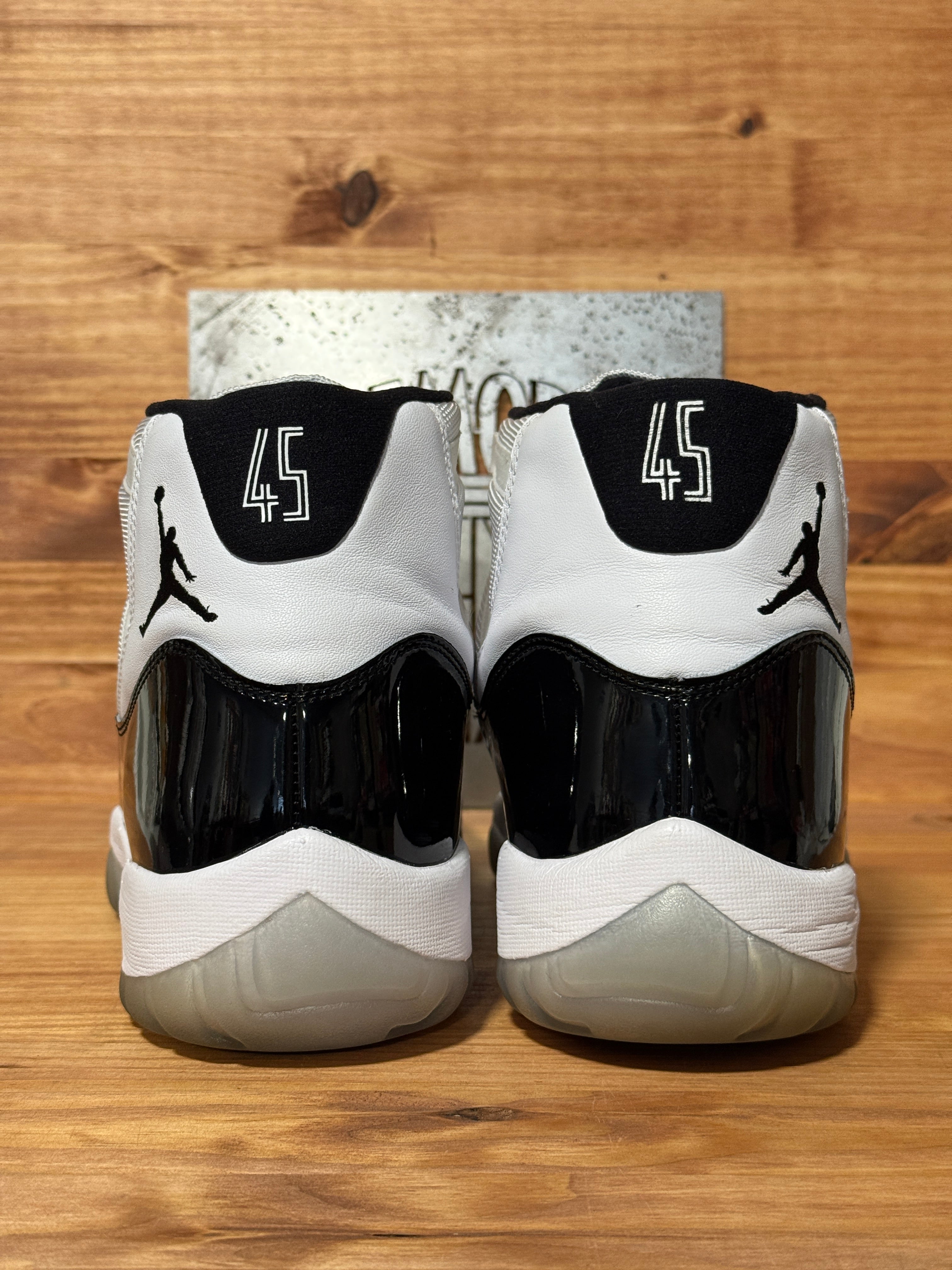 Jordan 11 Retro Concord (2018)