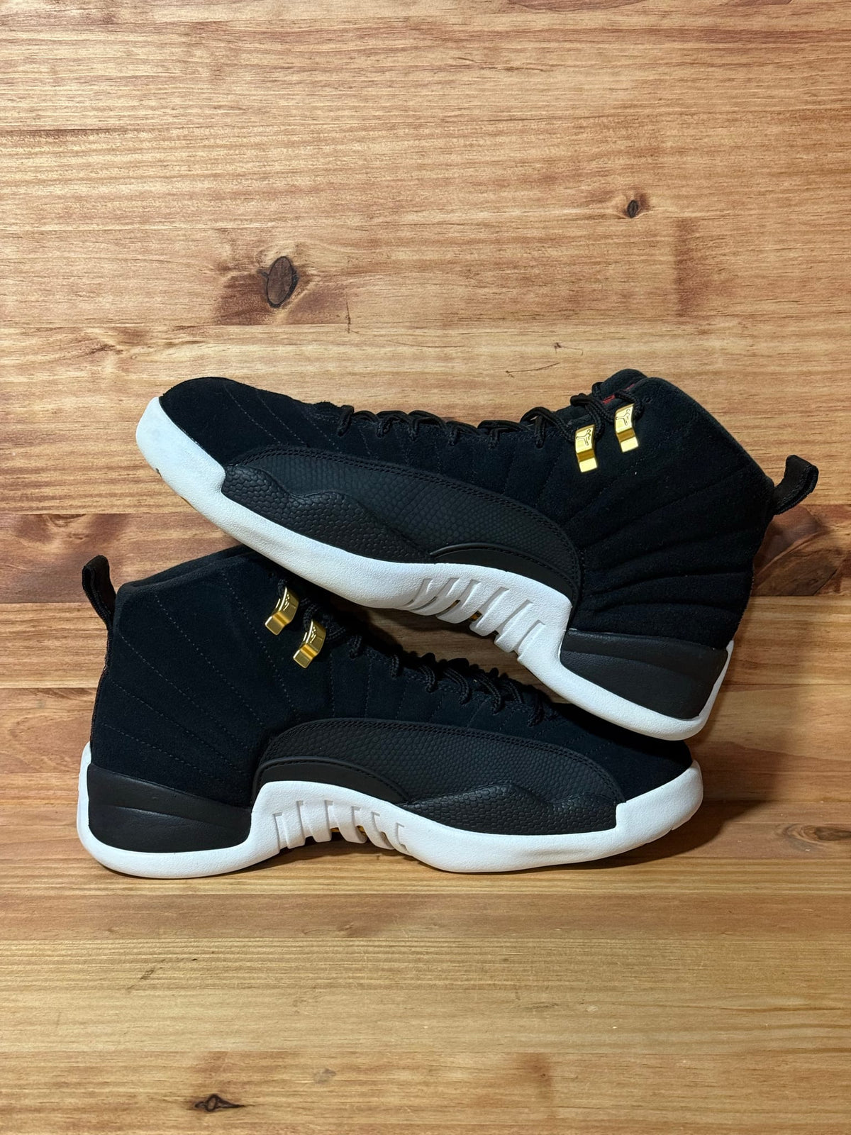 Jordan 12 Retro Reverse Taxi - Size 9.5