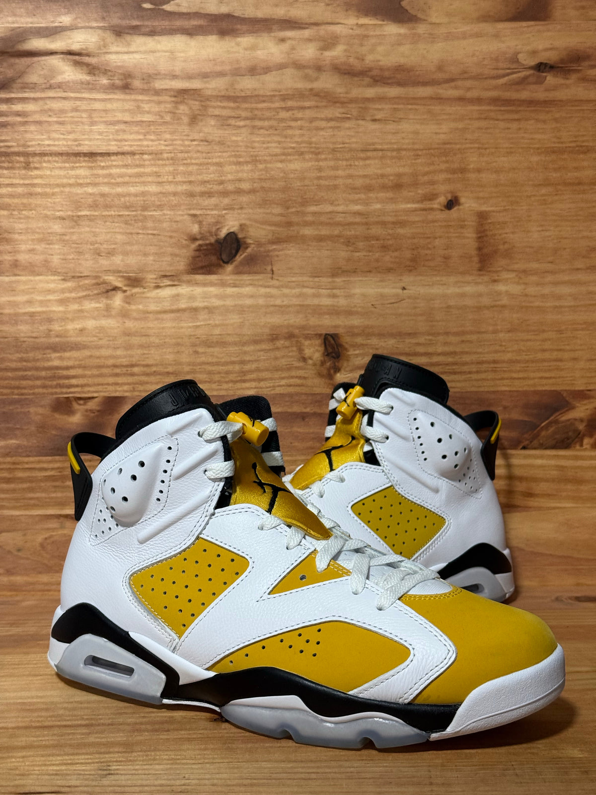 Jordan 6 Retro Yellow Ochre