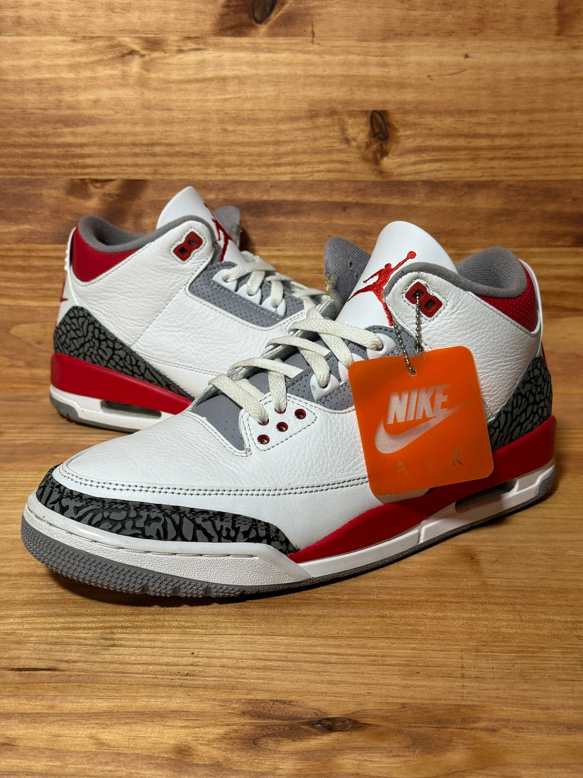 Jordan 3 Retro Fire Red (2022)